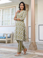 Janasya Dark Cotton Floral Straight Kurta Set