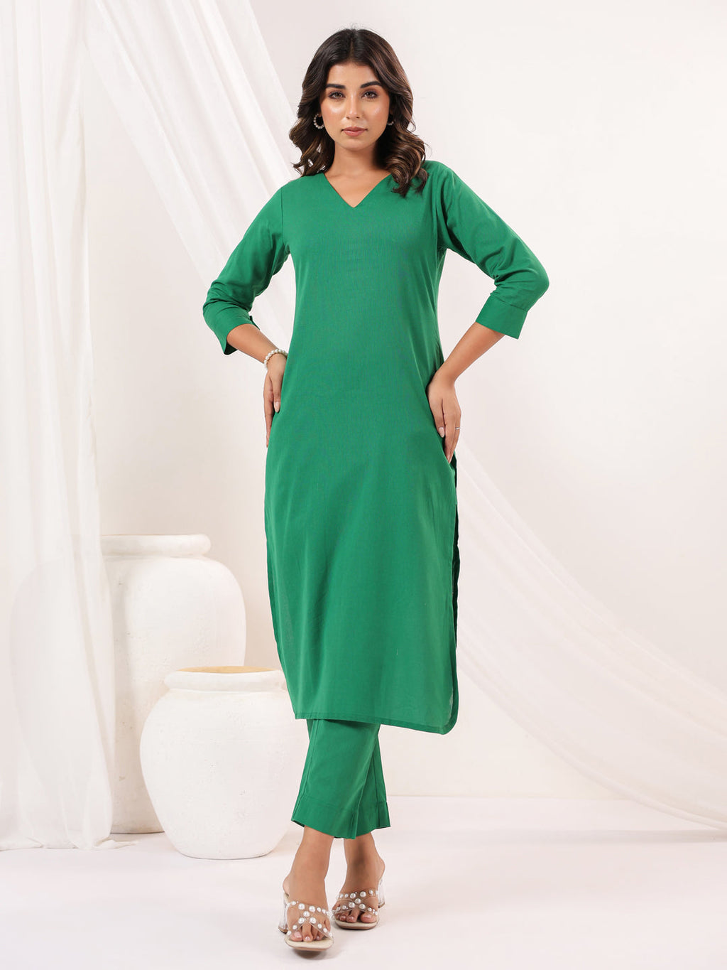 Janasya Dark Cotton Solid Straight Kurta Set
