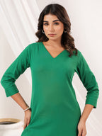 Janasya Dark Cotton Solid Straight Kurta Set