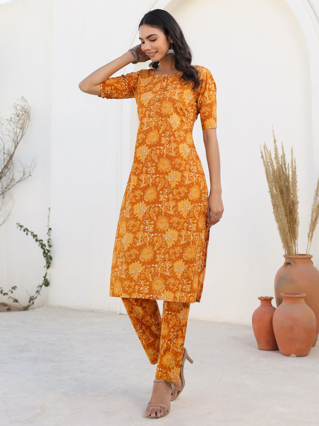 Janasya Bright Cotton Floral Straight Kurta Set