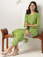Janasya Bright Cotton Floral Straight Kurta Set