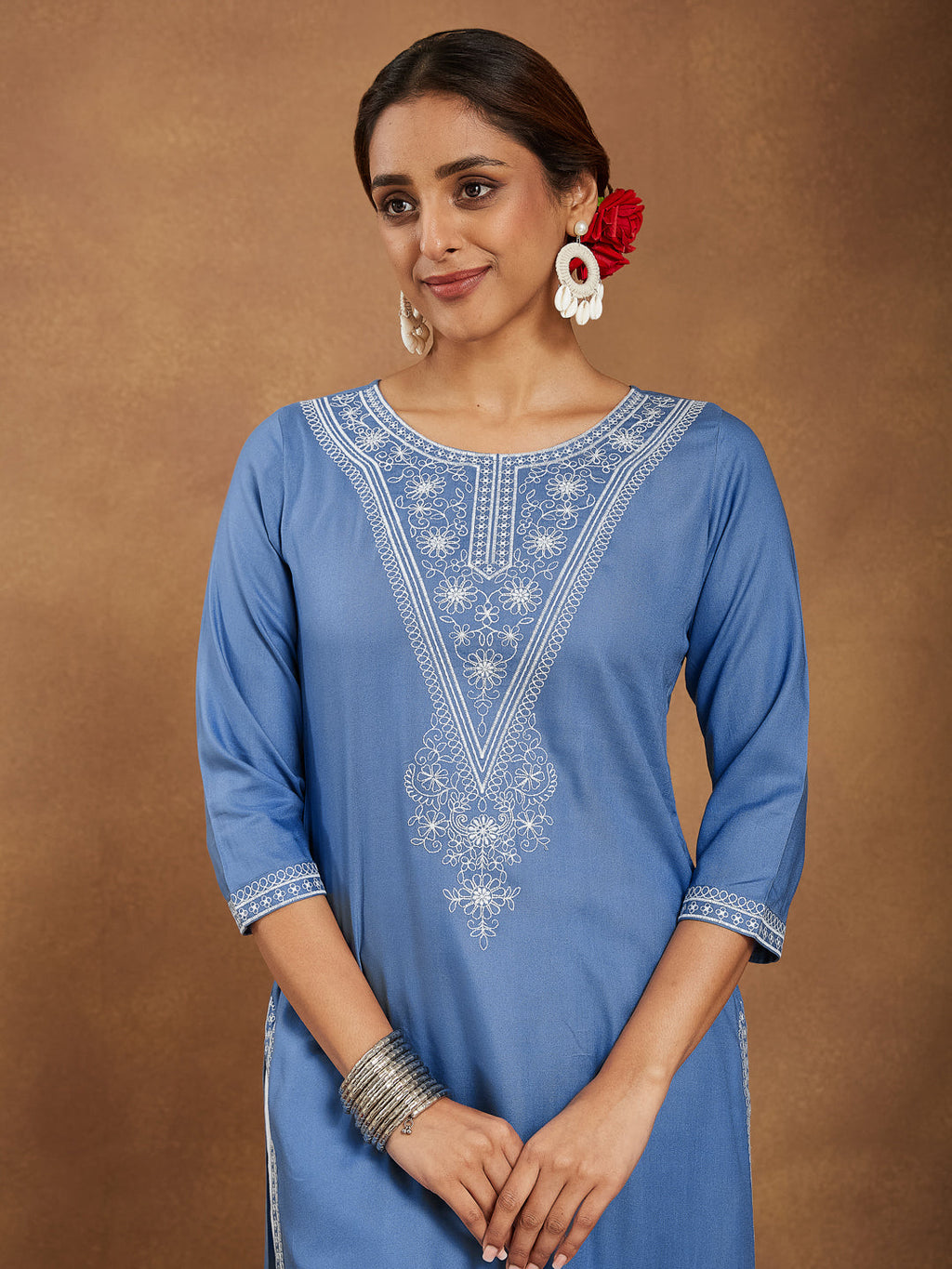 Janasya Light Rayon Blend Embroidered Straight Kurta
