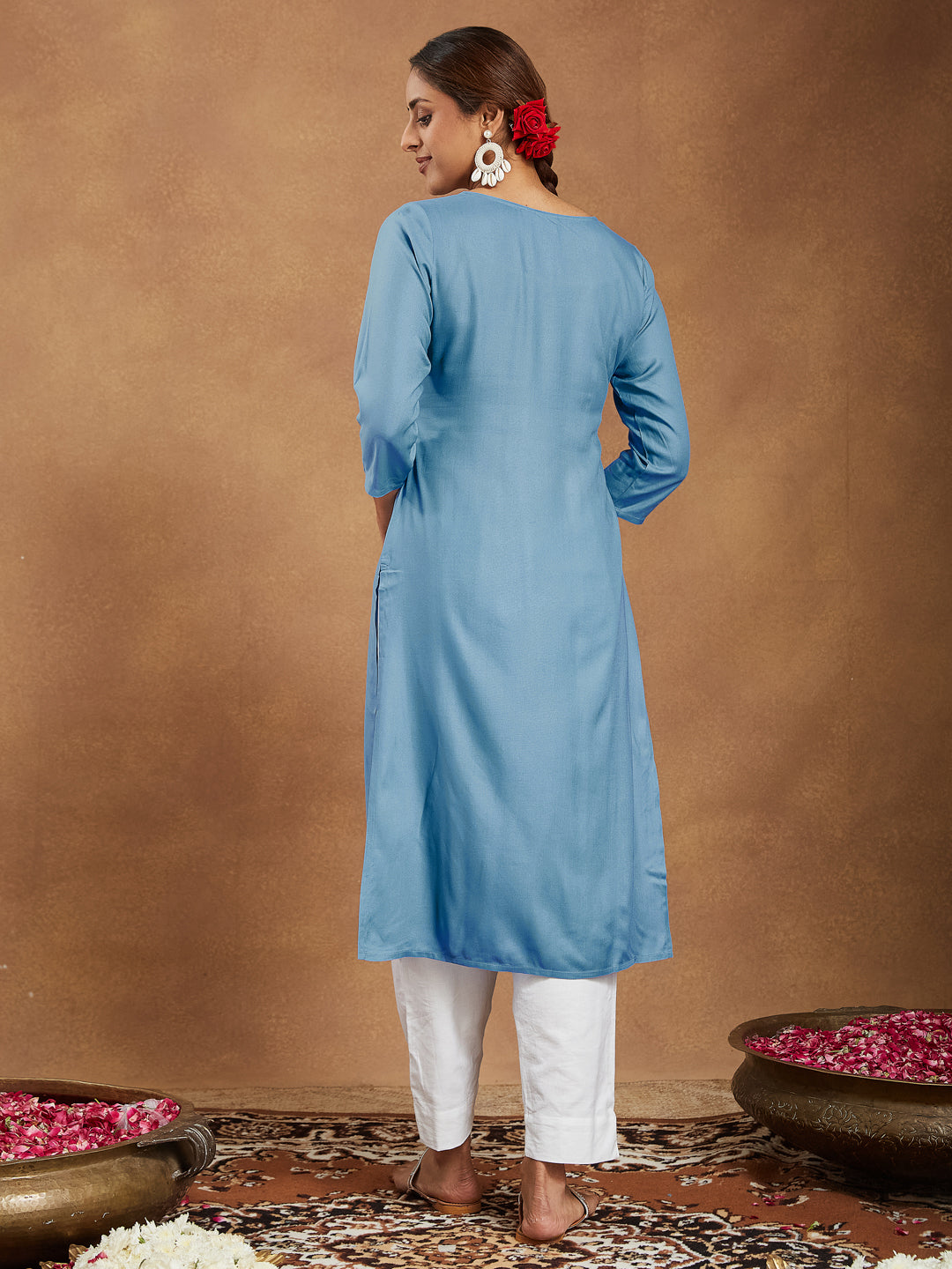 Janasya Light Rayon Embroidered Straight Kurta