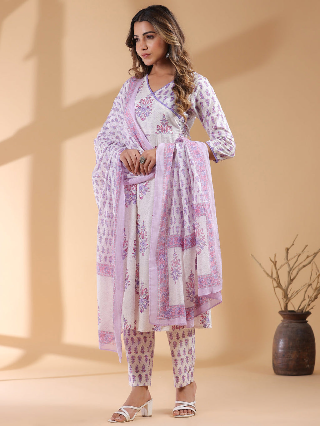 Janasya Light Cotton Floral Angrakha Kurta Set