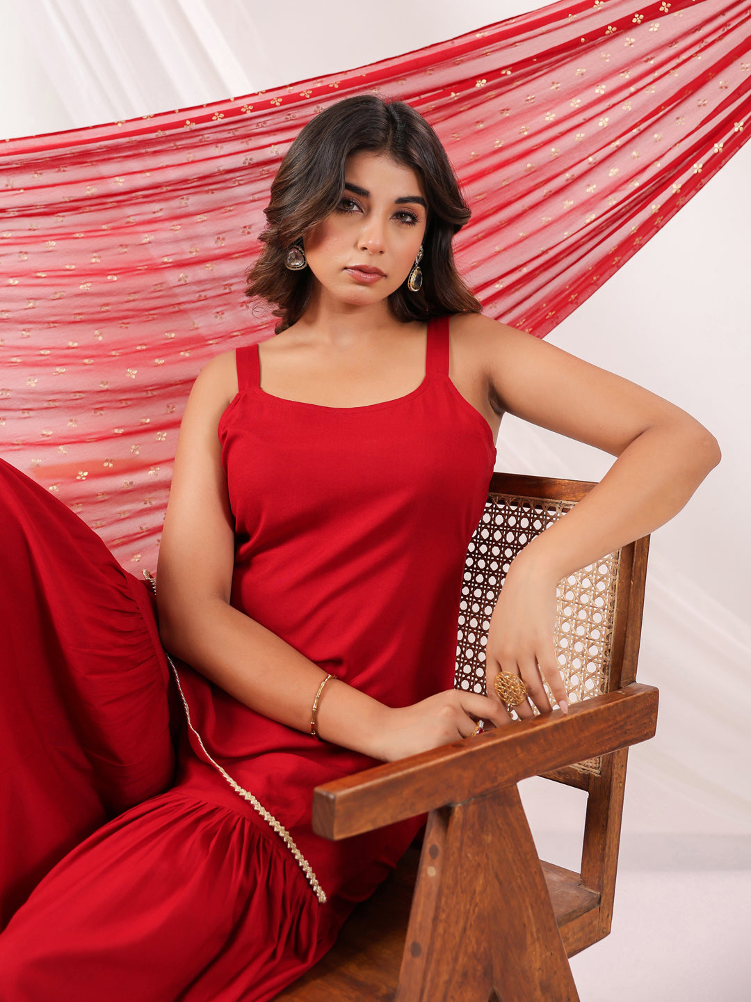 Janasya Dark Rayon Solid Straight Kurta Set