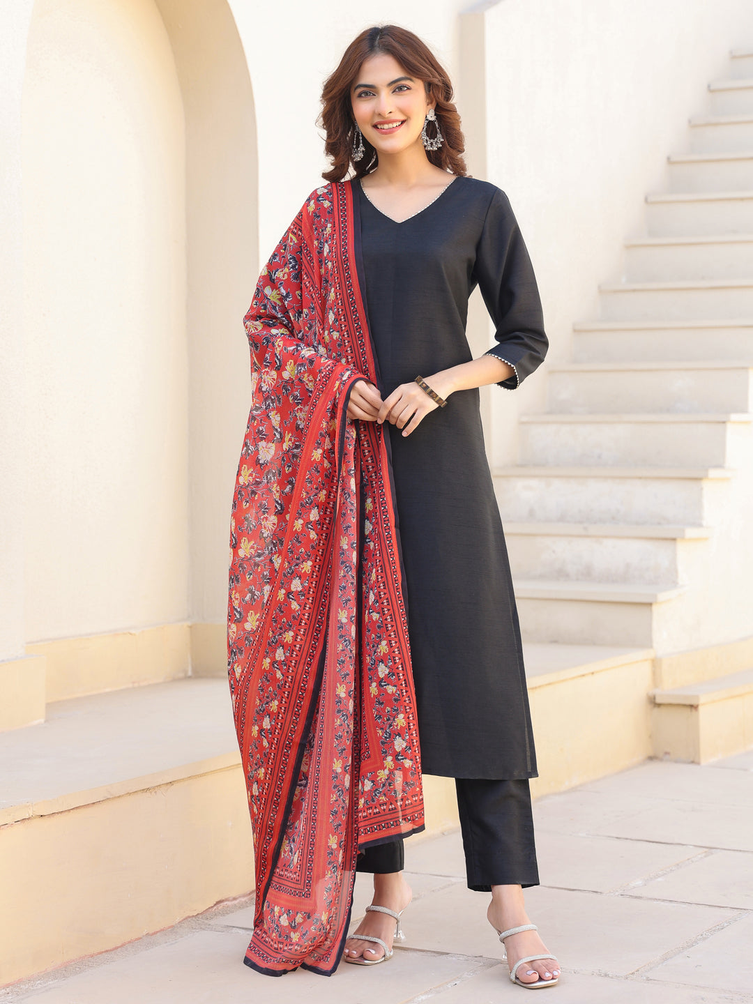 Janasya Dark Silk Blend Solid Straight Kurta Set