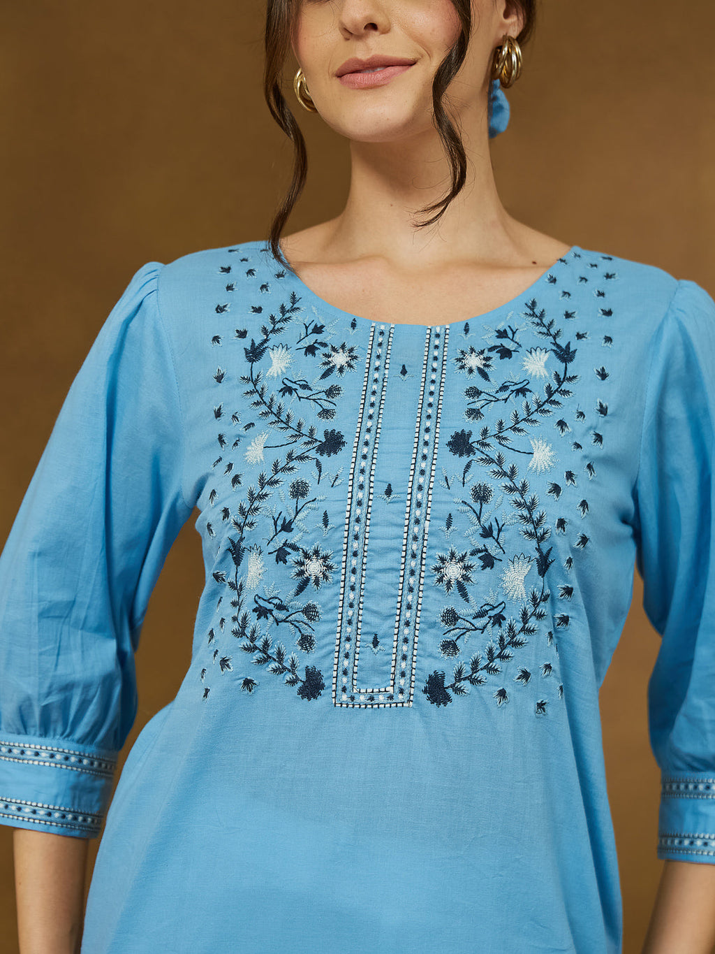 Janasya Light Cotton Embroidered Straight Tunic