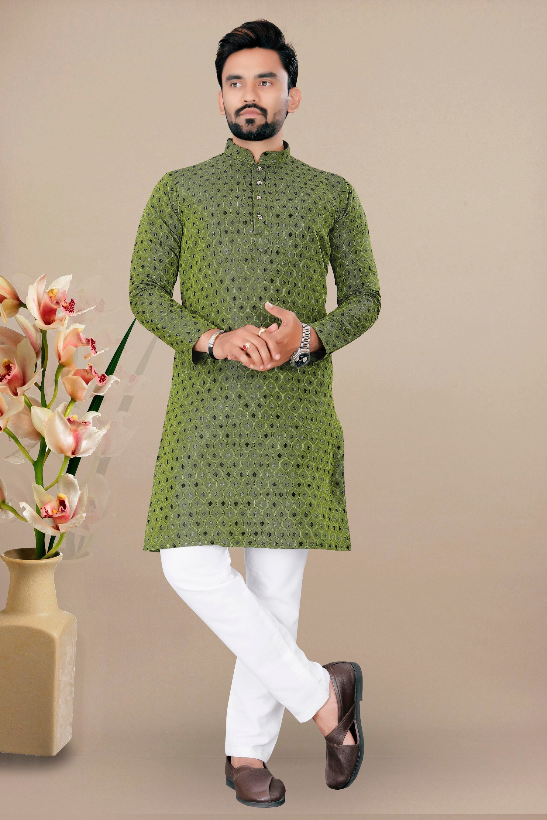 Neera Trendz Green Jacquard Work Men's Kurta With Pyjama