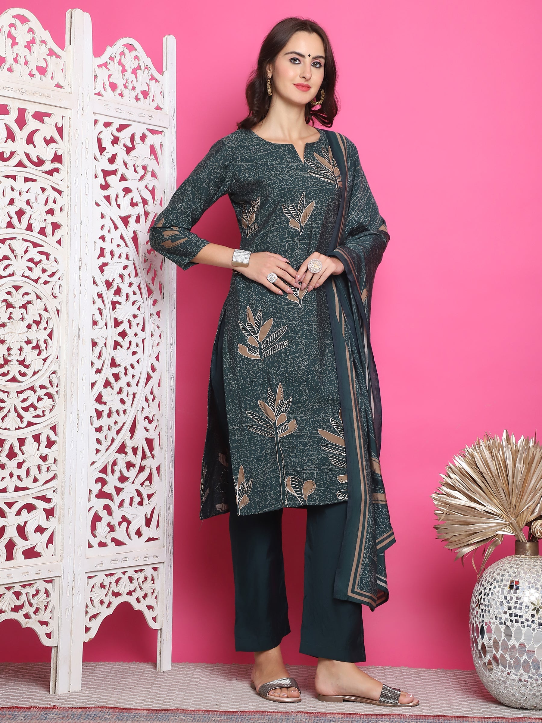 Jyoti Fashion Women's Green Muslin Floral Print with Jari & Crystal work Kurta with Trouser & Dupatta