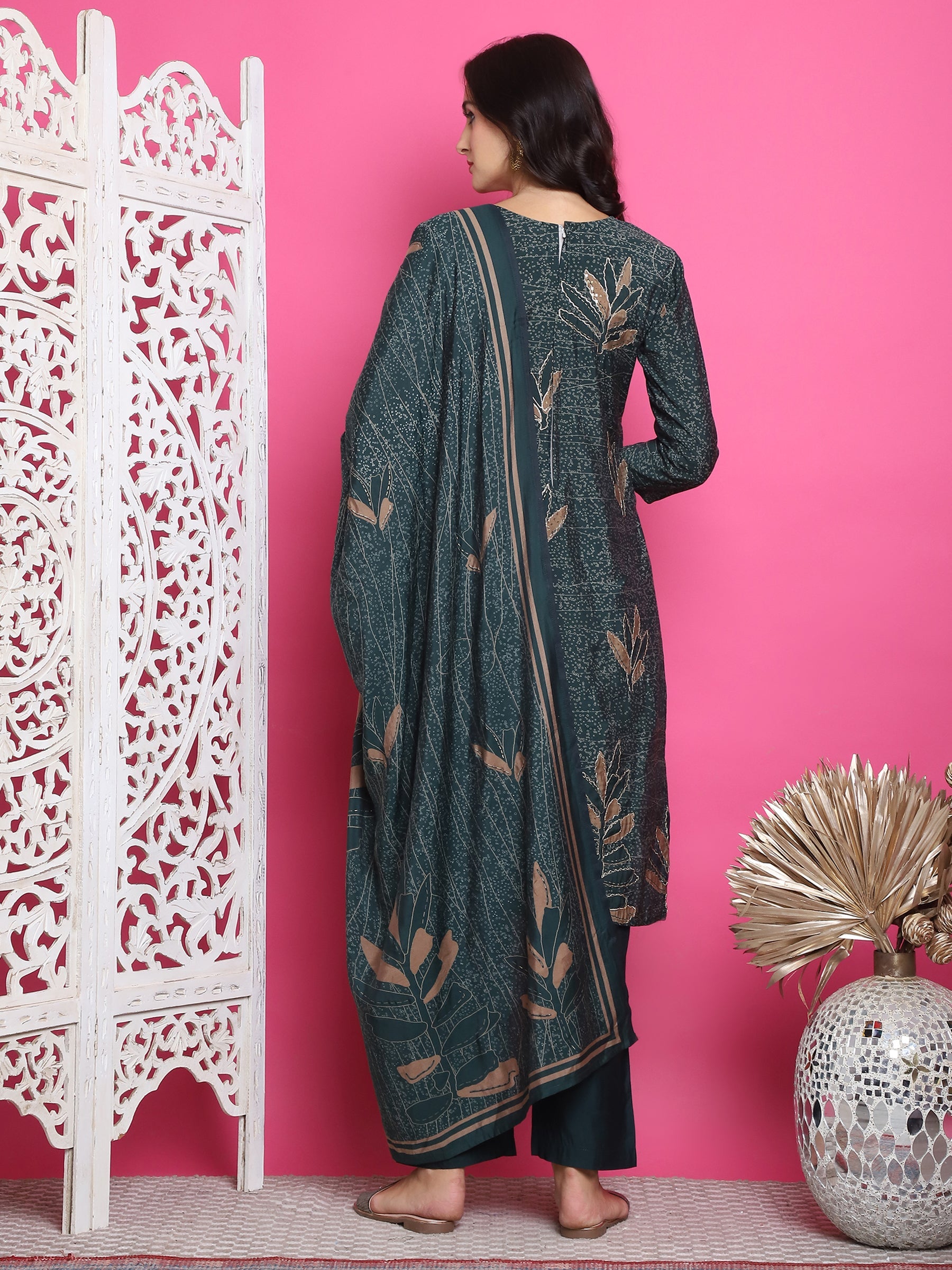 Jyoti Fashion Women's Green Muslin Floral Print with Jari & Crystal work Kurta with Trouser & Dupatta
