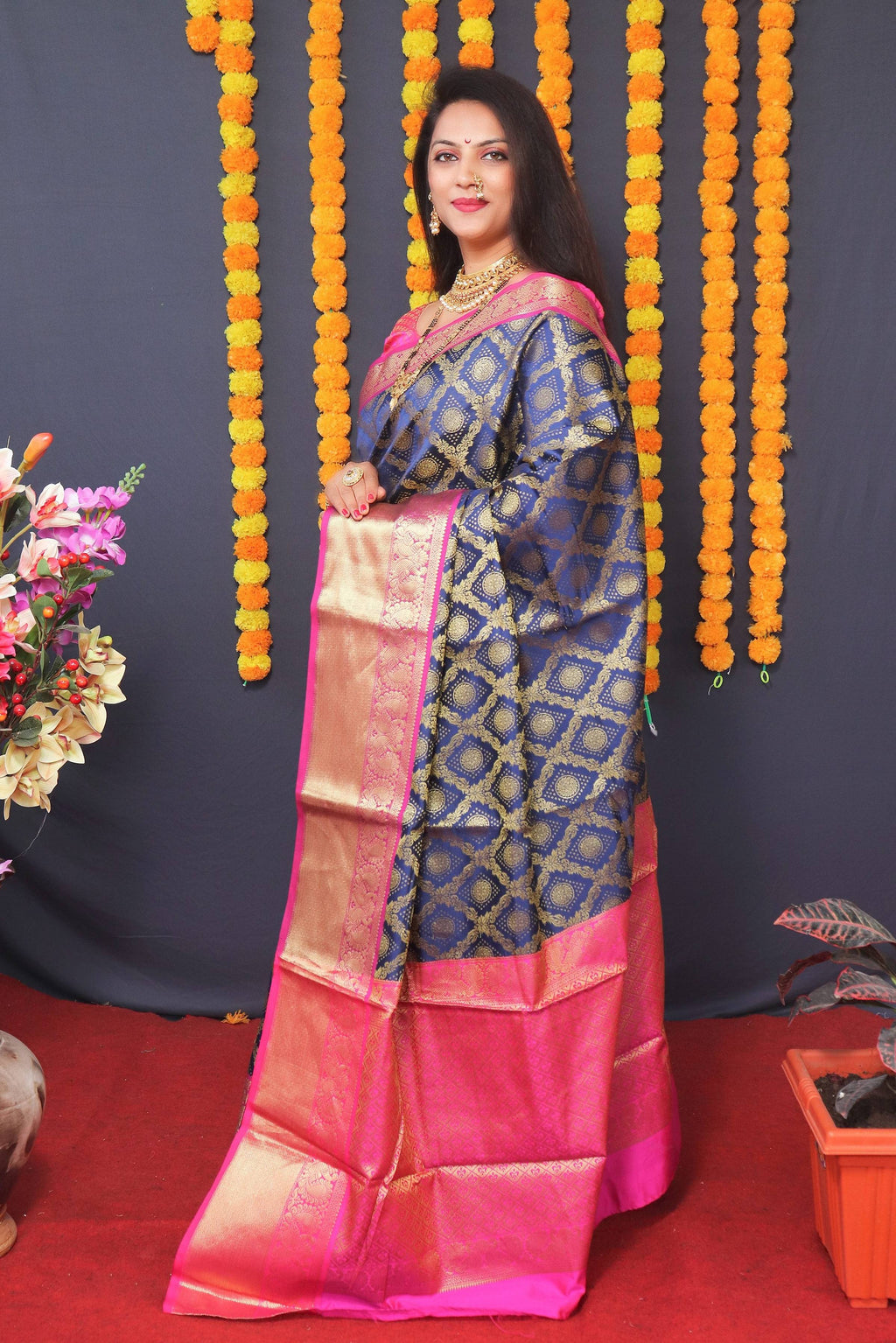 Jyoti Fashion Women's Navy Blue Kanchipuram Silk Zari Woven Saree with Blouse