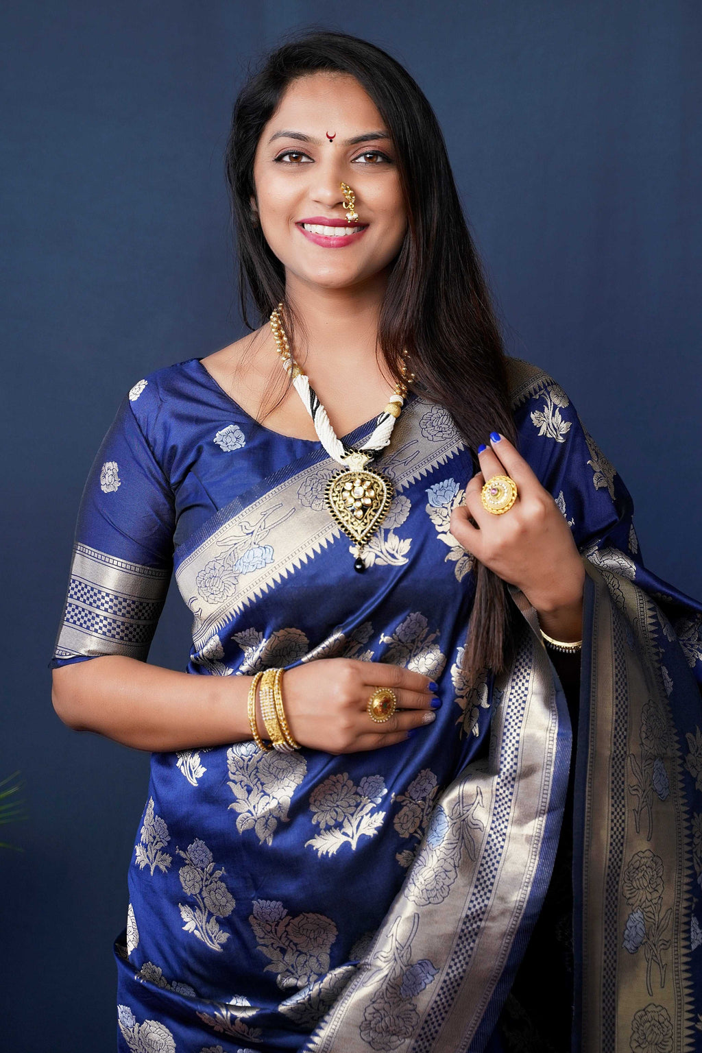 Jyoti Fashion Women's Navy Blue Handloom Banarasi Silk Zari Woven Saree with Blouse - Distacart