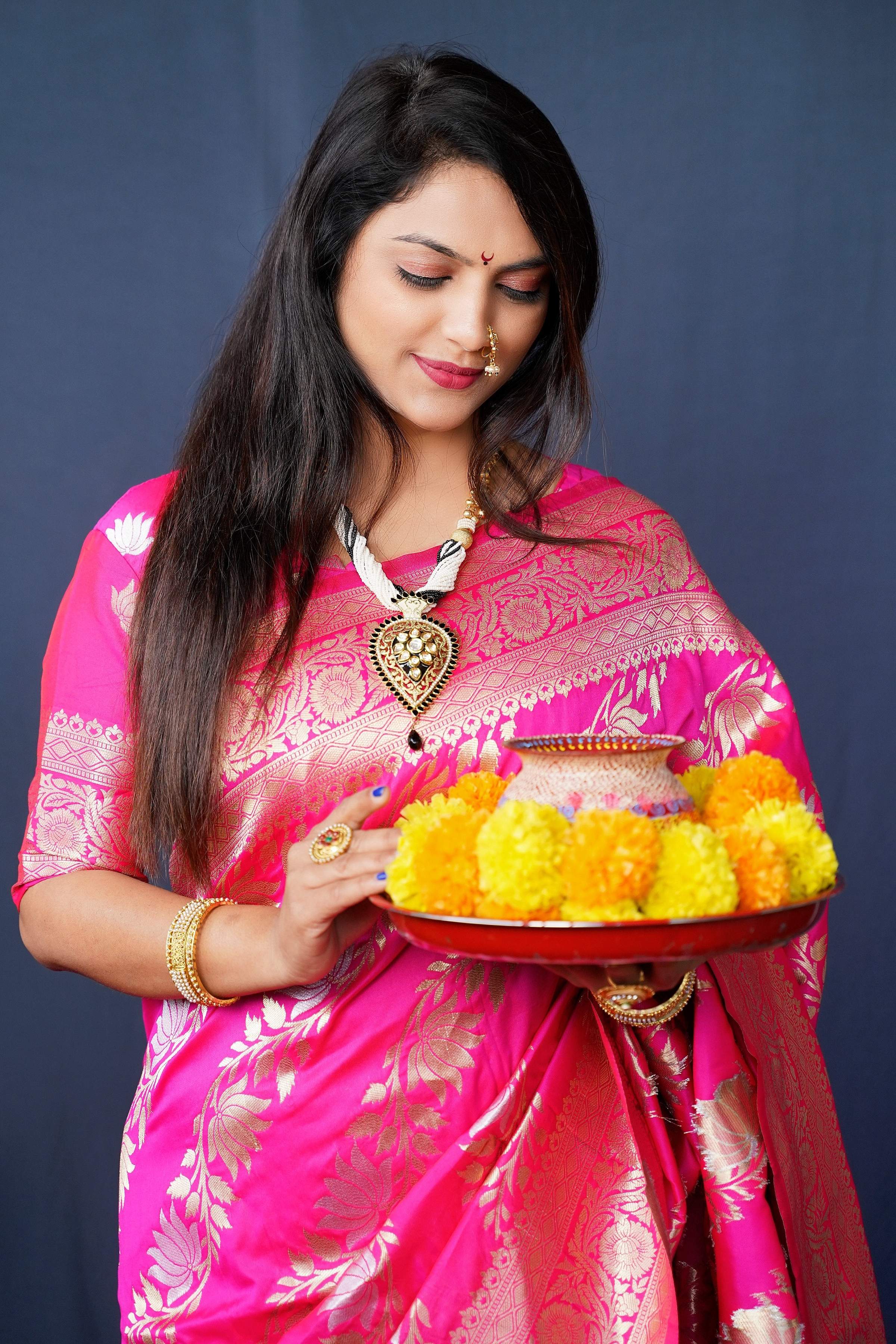 Jyoti Fashion Women's Pink Handloom Banarasi Silk Zari Woven Saree with Blouse - Distacart