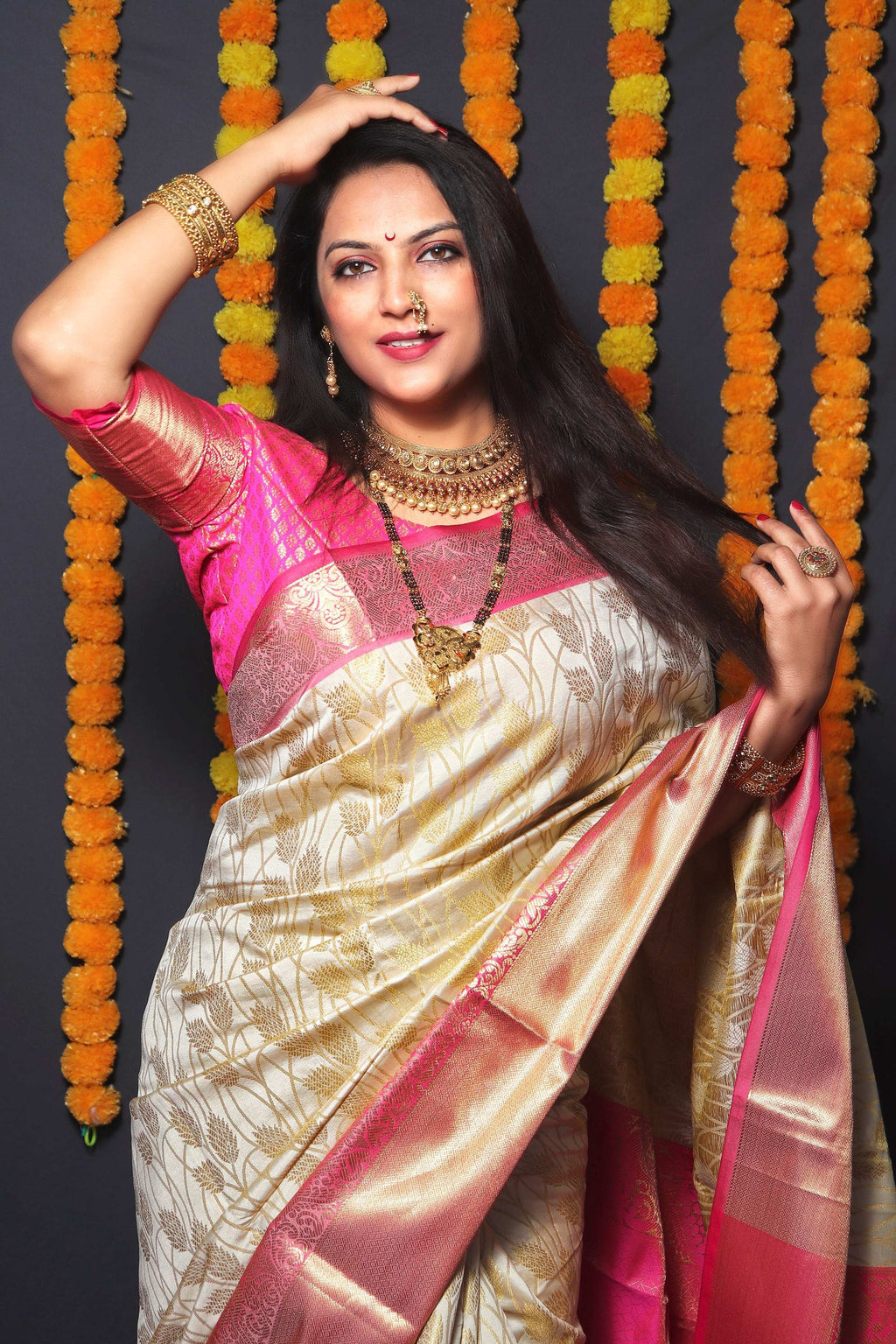 Jyoti Fashion Women's Off White Kanchipuram Silk Zari Woven Saree with Blouse