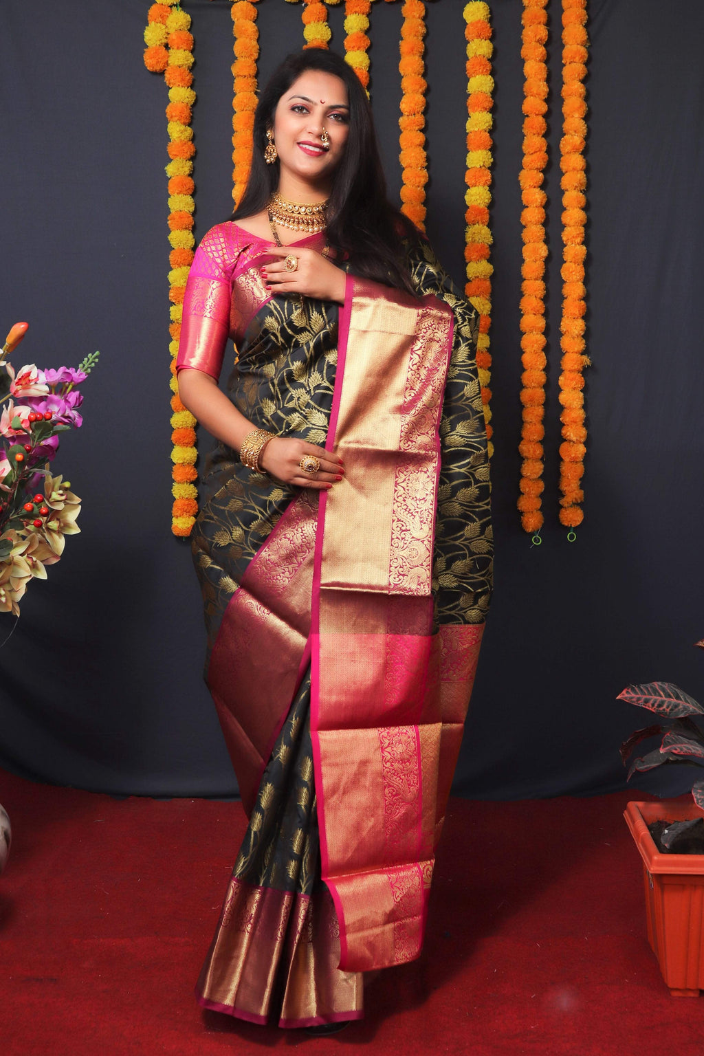 Jyoti Fashion Women's Black Kanchipuram Silk Zari Woven Saree with Blouse