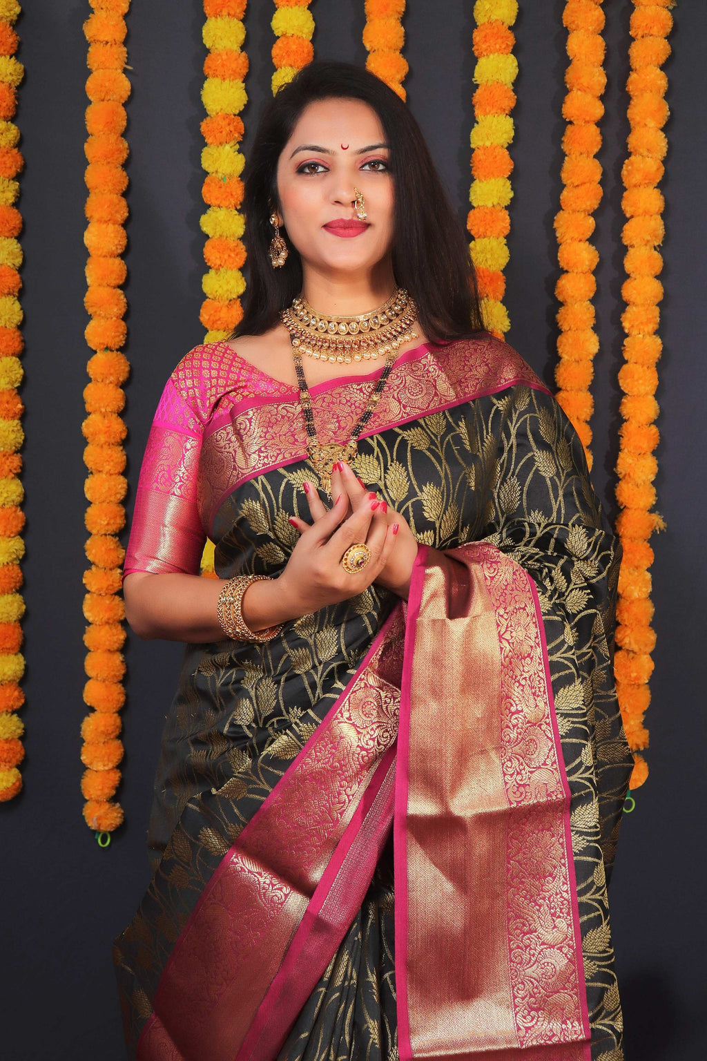 Jyoti Fashion Women's Black Kanchipuram Silk Zari Woven Saree with Blouse