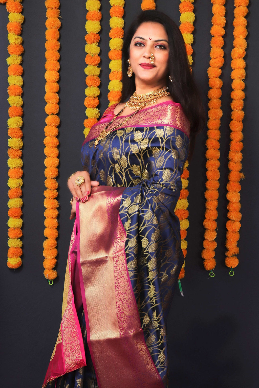 Jyoti Fashion Women's Navy Blue Kanchipuram Silk Zari Woven Saree with Blouse