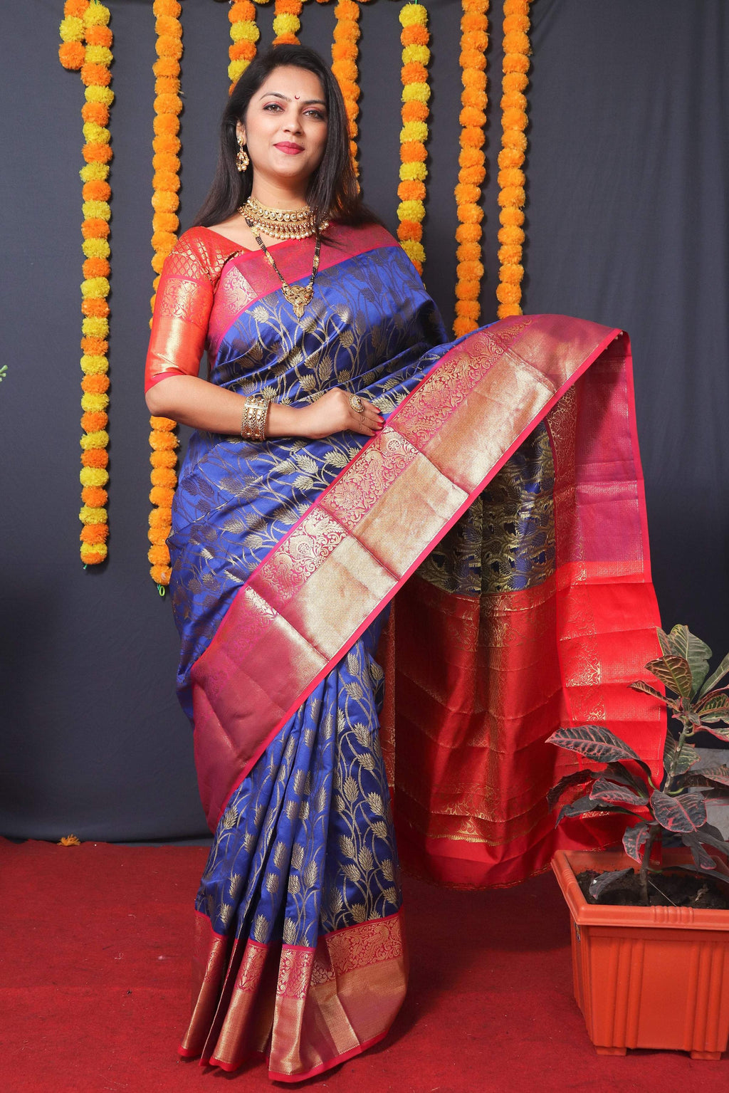 Jyoti Fashion Women's Blue Kanchipuram Silk Zari Woven Saree with Blouse