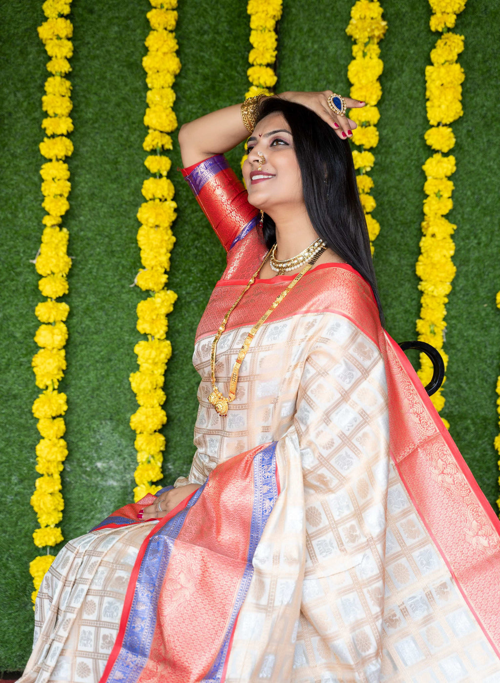 Jyoti Fashion Women's Off White Kanchipuram Silk Zari Woven Saree with Blouse
