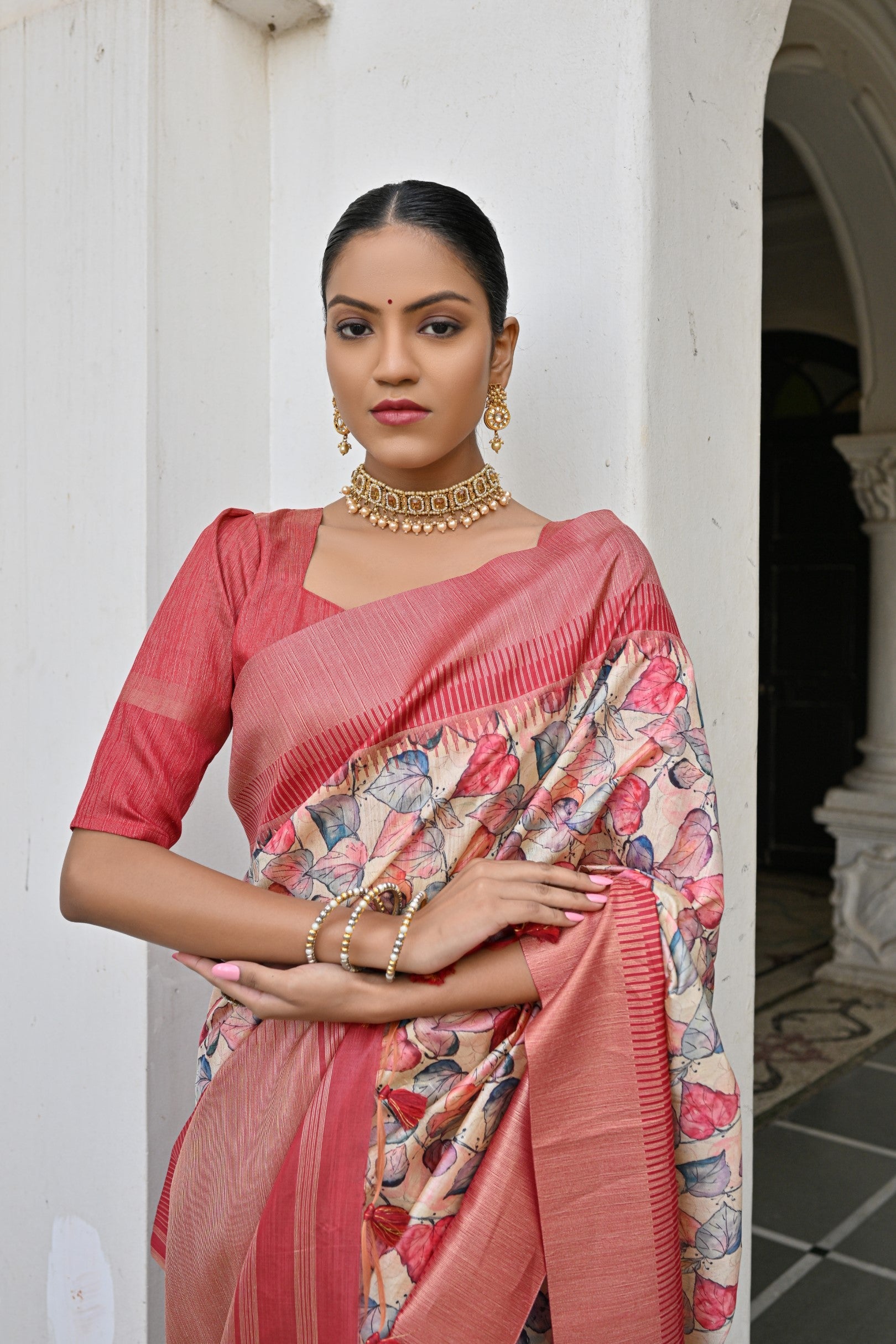 Jyoti Fashion Women's Peach Tussar Silk Zari Woven Traditional Saree with Blouse
