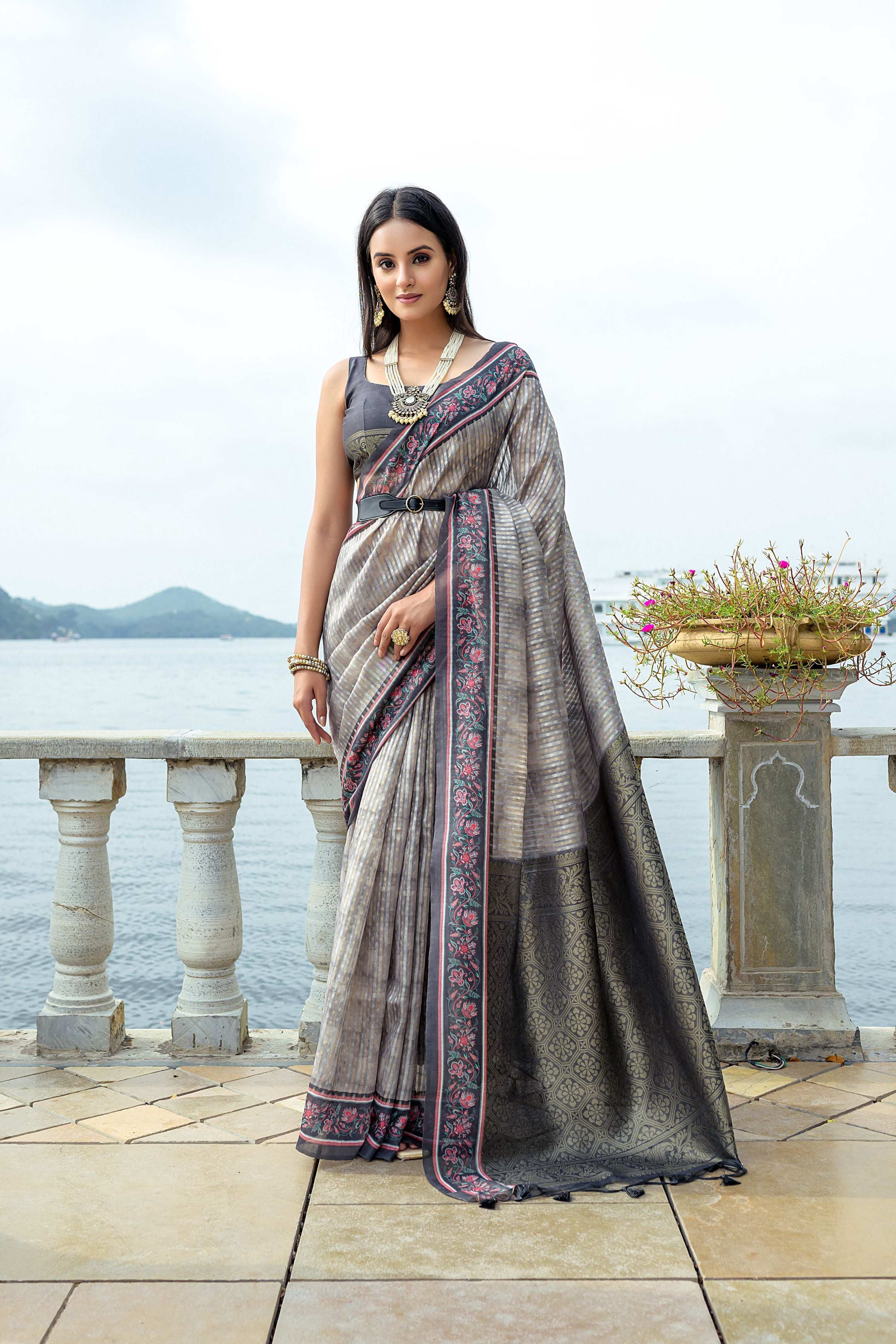 Jyoti Fashion Women's Grey Soft Silk Zari Woven Traditional Saree with Blouse