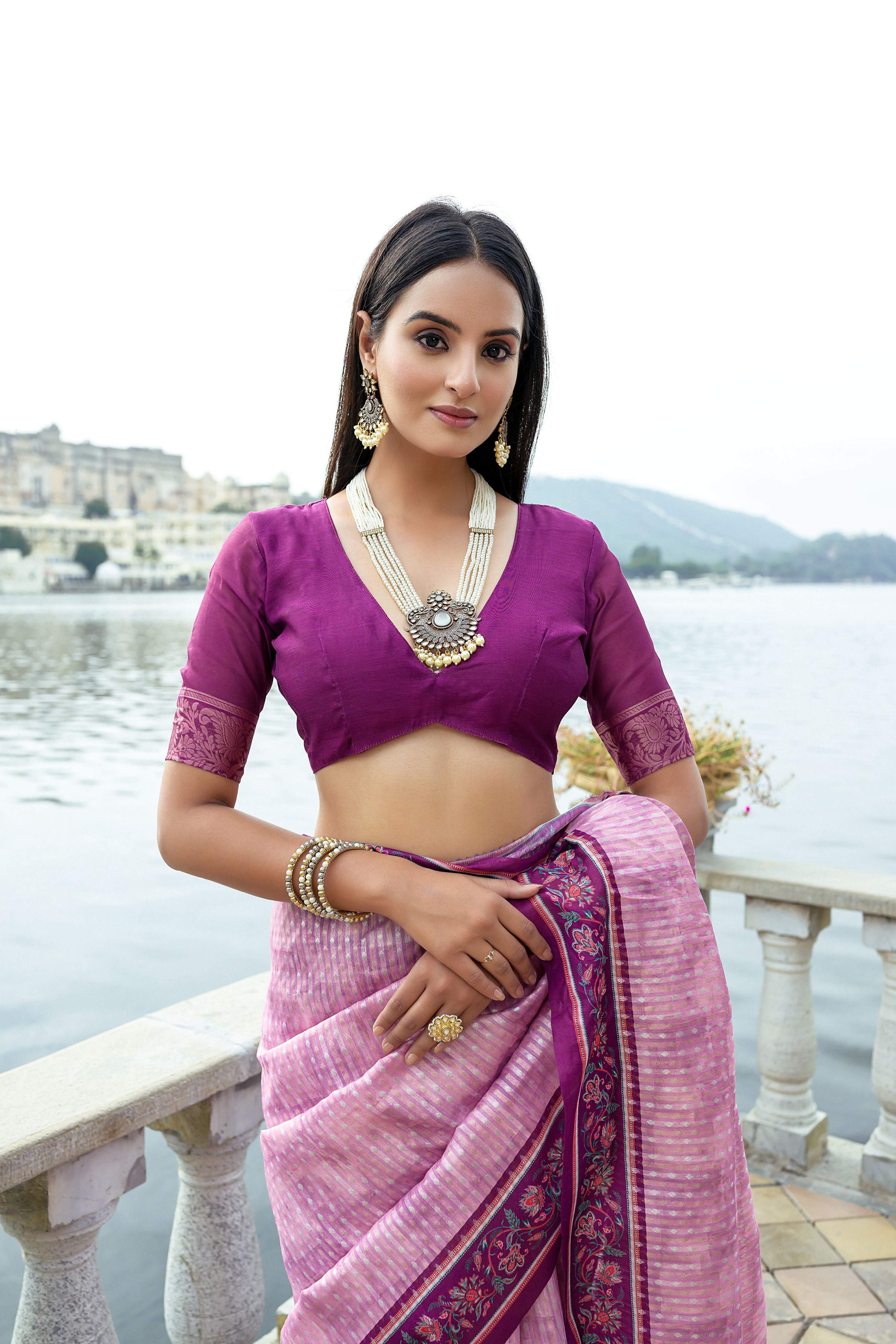 Jyoti Fashion Women's Pink Soft Silk Zari Woven Traditional Saree with Blouse