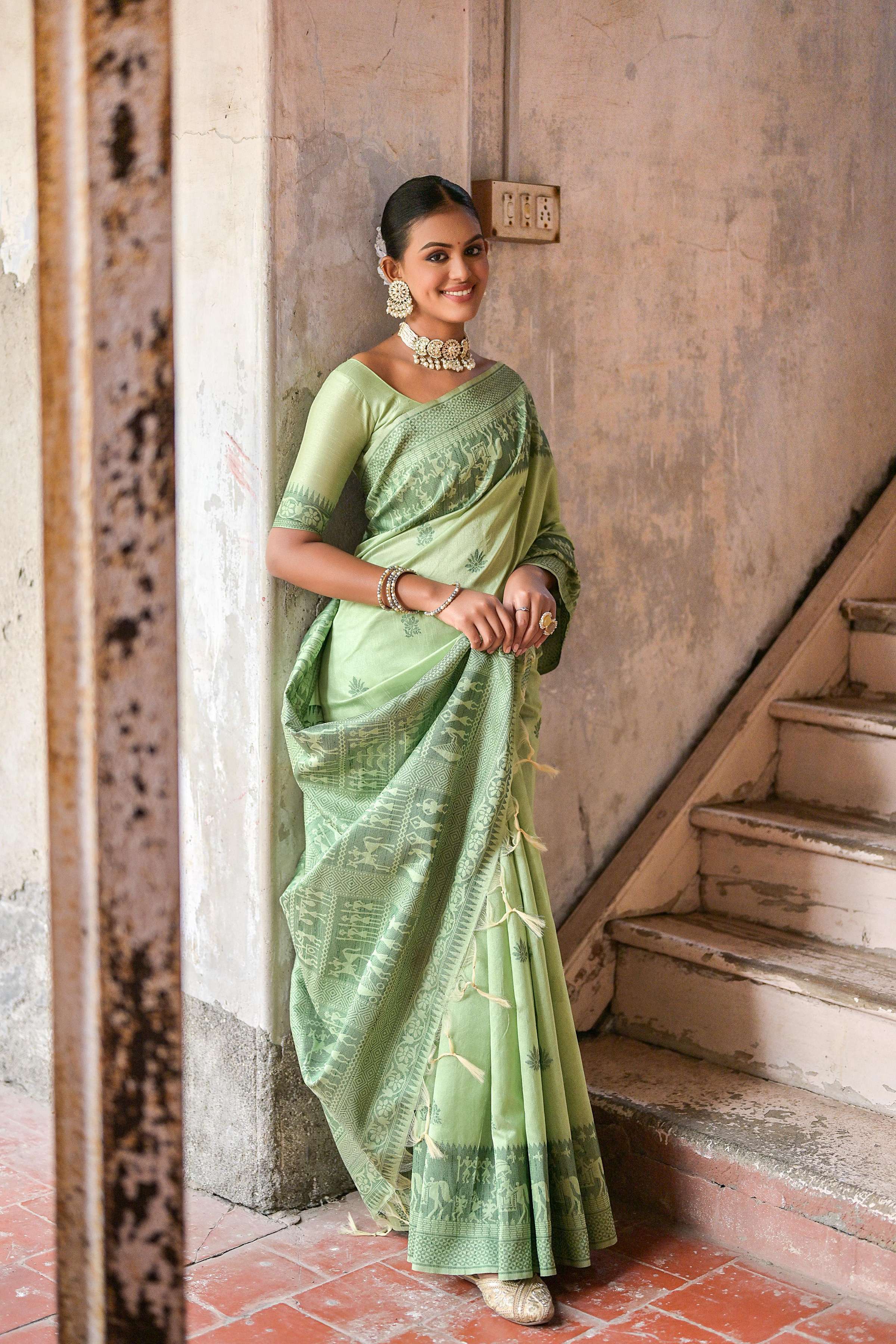 Jyoti Fashion Women's Pista Green Handloom Raw Silk Weaving Pallu Traditional Saree with Blouse