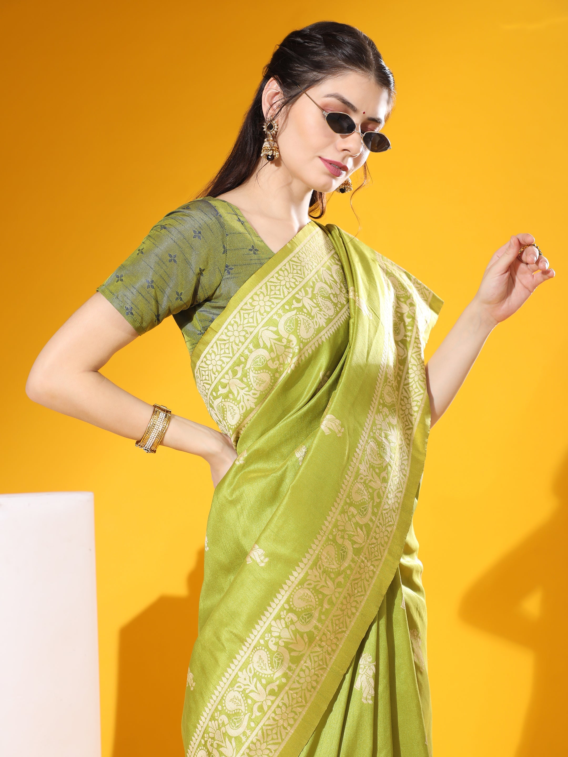 Jyoti Fashion Women's Mehendi Soft Raw Silk Tow Tone Weaving Traditional Saree with Blouse