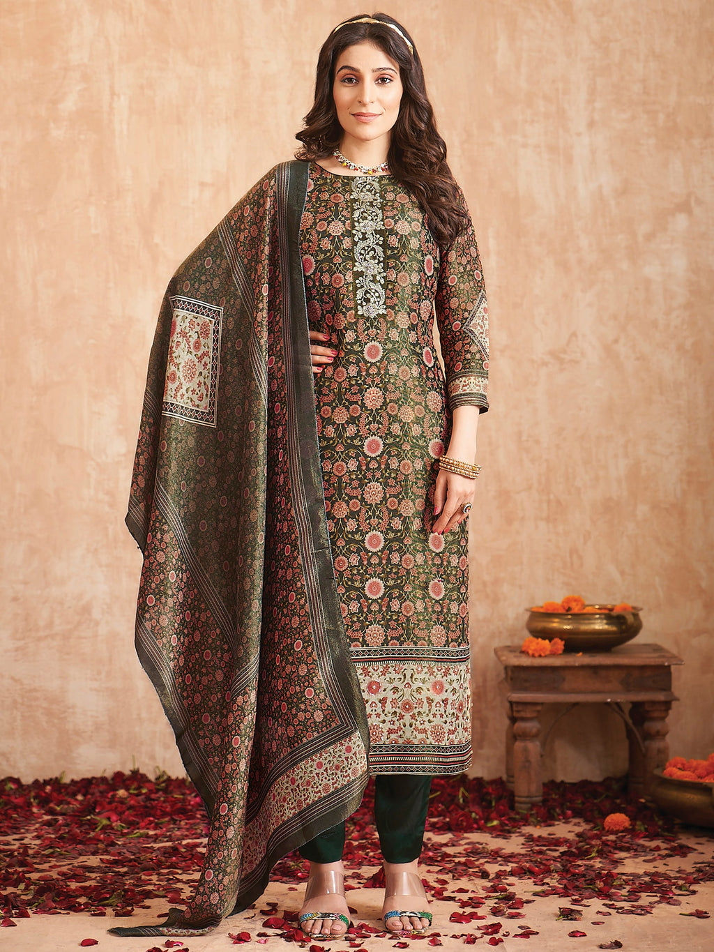 Jyoti Fashion Women's Green Pure Tissue Shimmer Floral Digital Print With Zardoshi Hand Work Salwar Suit Set
