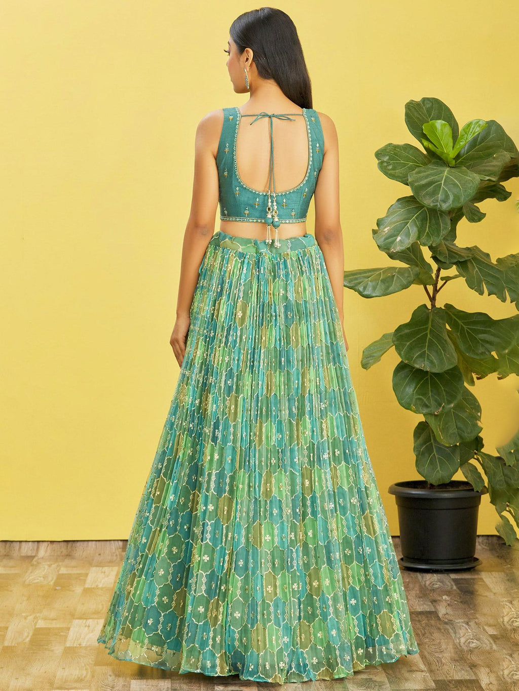 Jyoti Fashion Women's Green Organza Real Mirror with Sequins Thread Embroidered Lehenga Choli & Dupatta