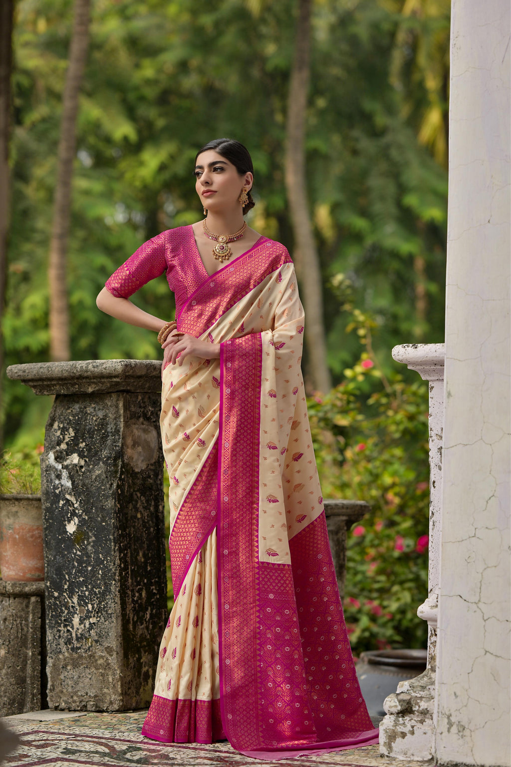 Jyoti Fashion Women's Cream Banarasi Silk Zari Woven Traditional Saree with Blouse - Distacart