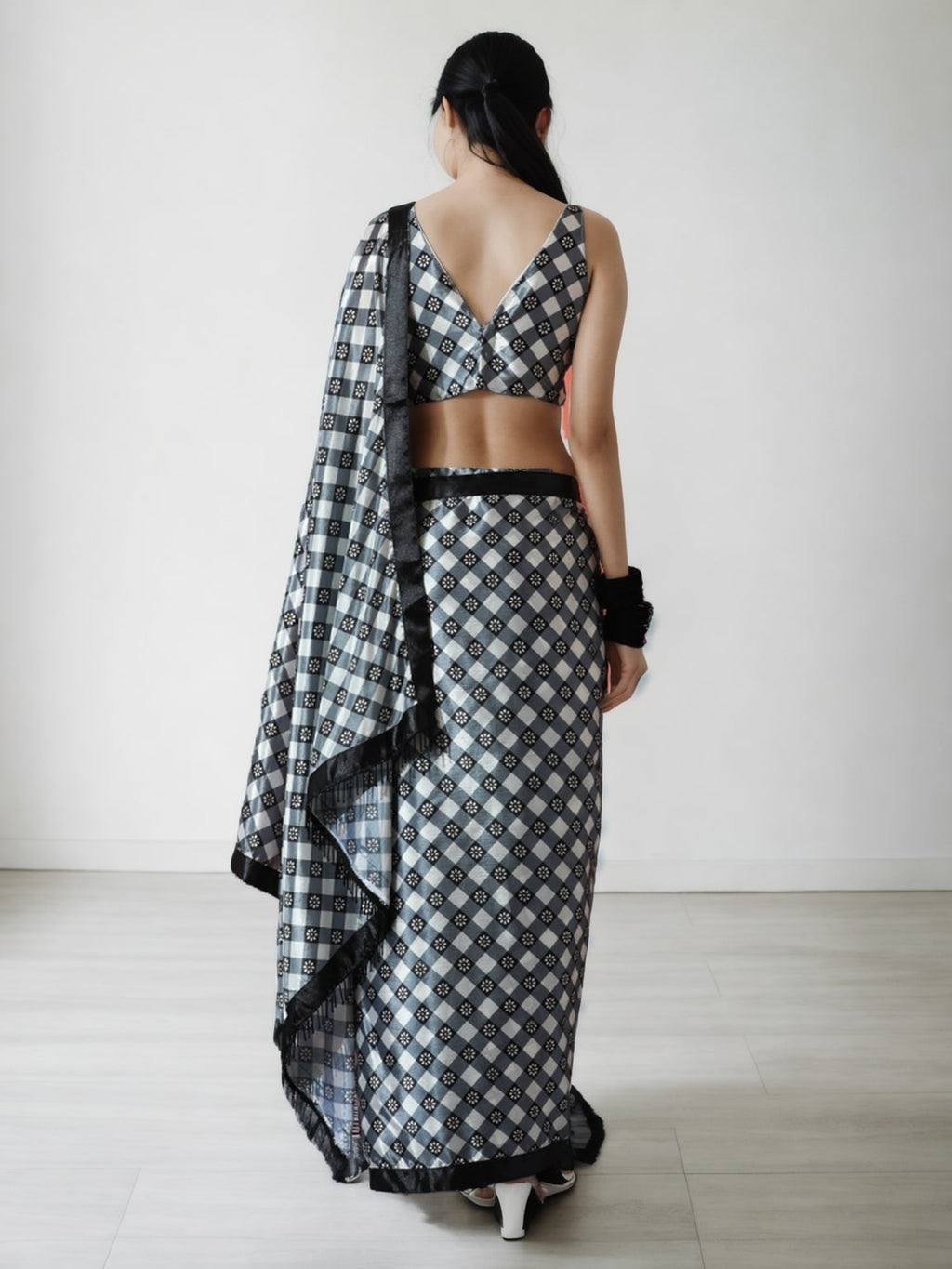 Jyoti Fashion Women's Grey Chinon Digital Printed Ready To Wear Saree with Blouse - Distacart