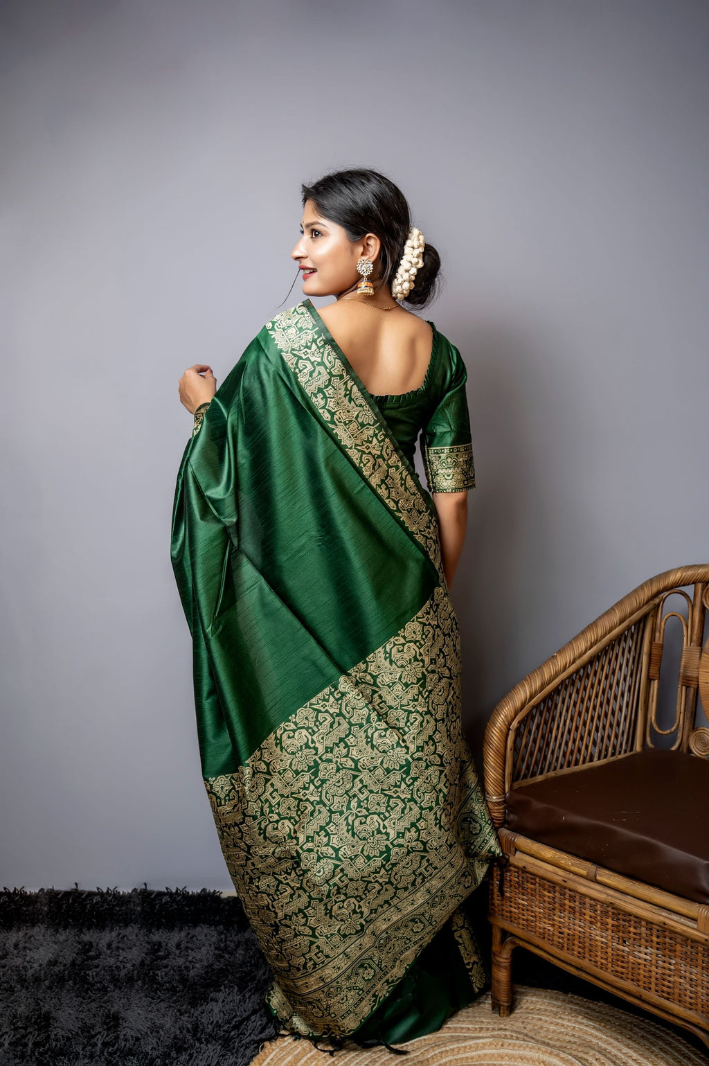 Jyoti Fashion Women's Bottle Green Handloom Raw Silk Weaving Designer Saree with Blouse - Distacart
