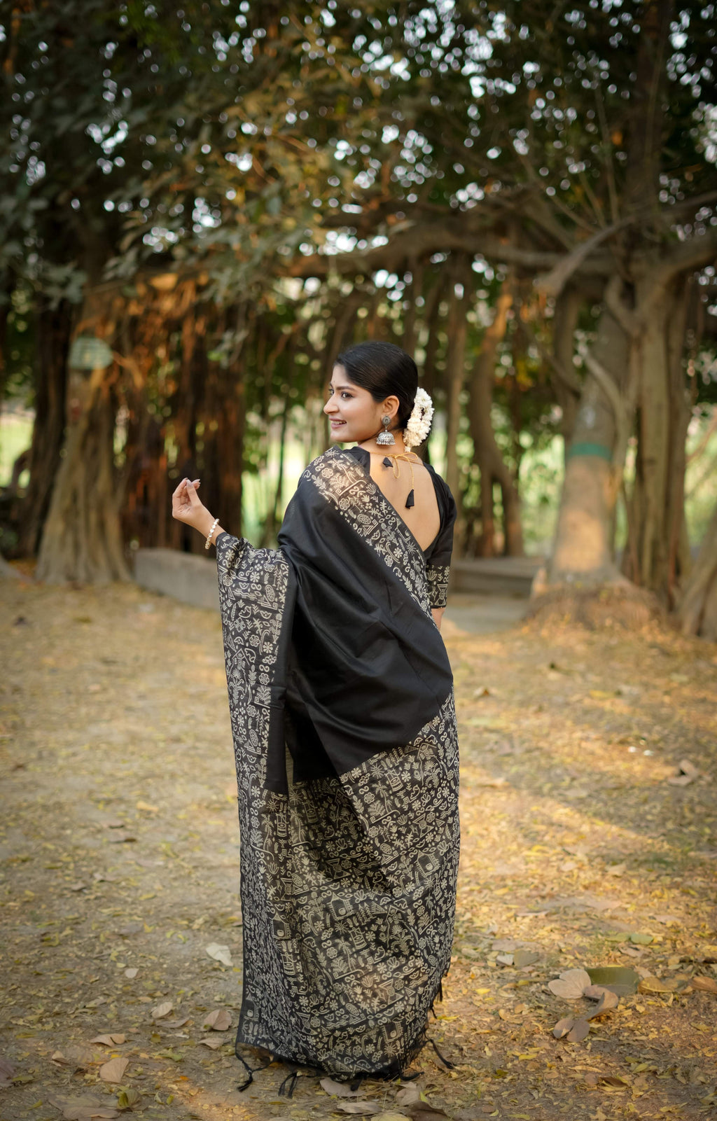 Jyoti Fashion Women's Black Handloom Raw Silk Weaving Designer Saree with Blouse - Distacart