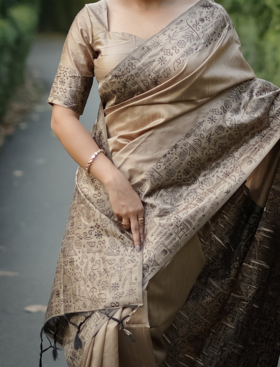 Jyoti Fashion Women's Beige Handloom Raw Silk Weaving Designer Saree with Blouse - Distacart