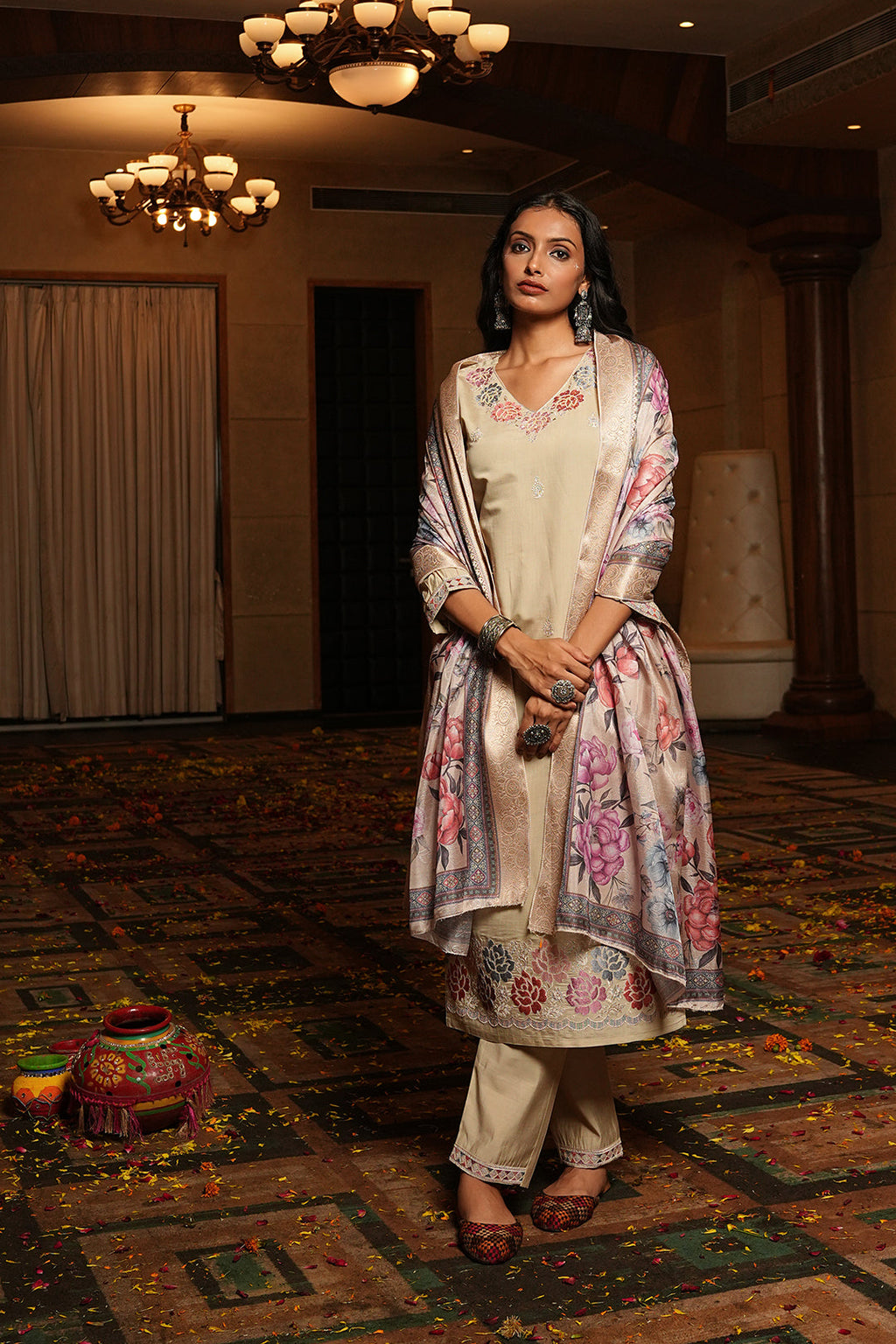 Jyoti Fashion Cream Cotton Silk Embroidered Designer Kurta Set with Dupatta - Distacart