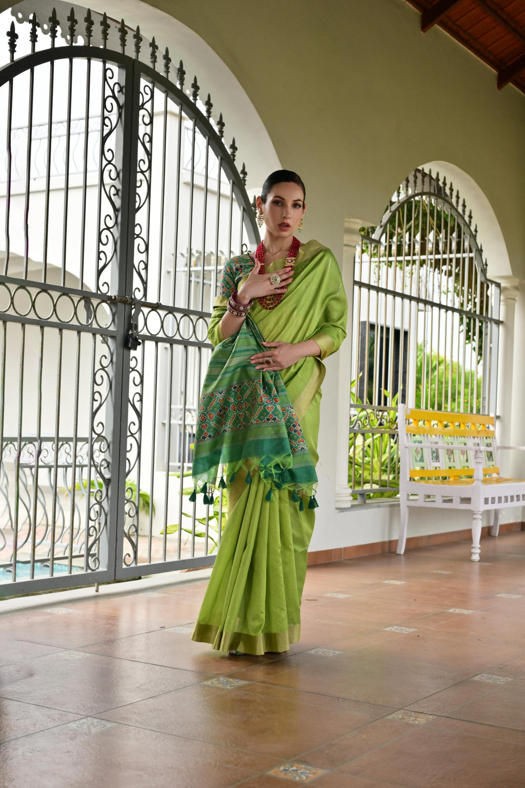 Jyoti Fashion Women's Green Khadi Raw Silk Meena Weaving Patola Saree with Blouse - Distacart