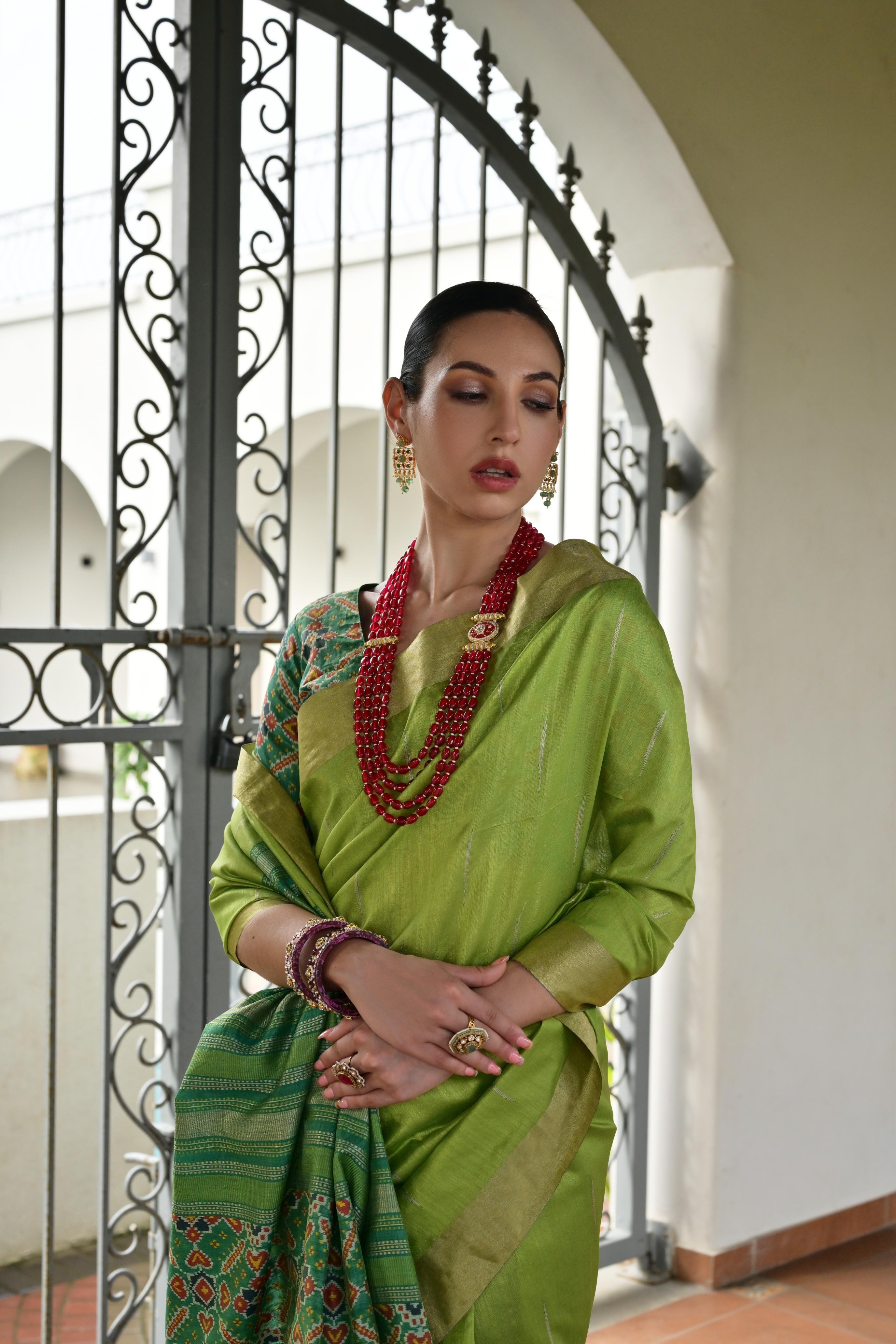 Jyoti Fashion Women's Green Khadi Raw Silk Meena Weaving Patola Saree with Blouse - Distacart