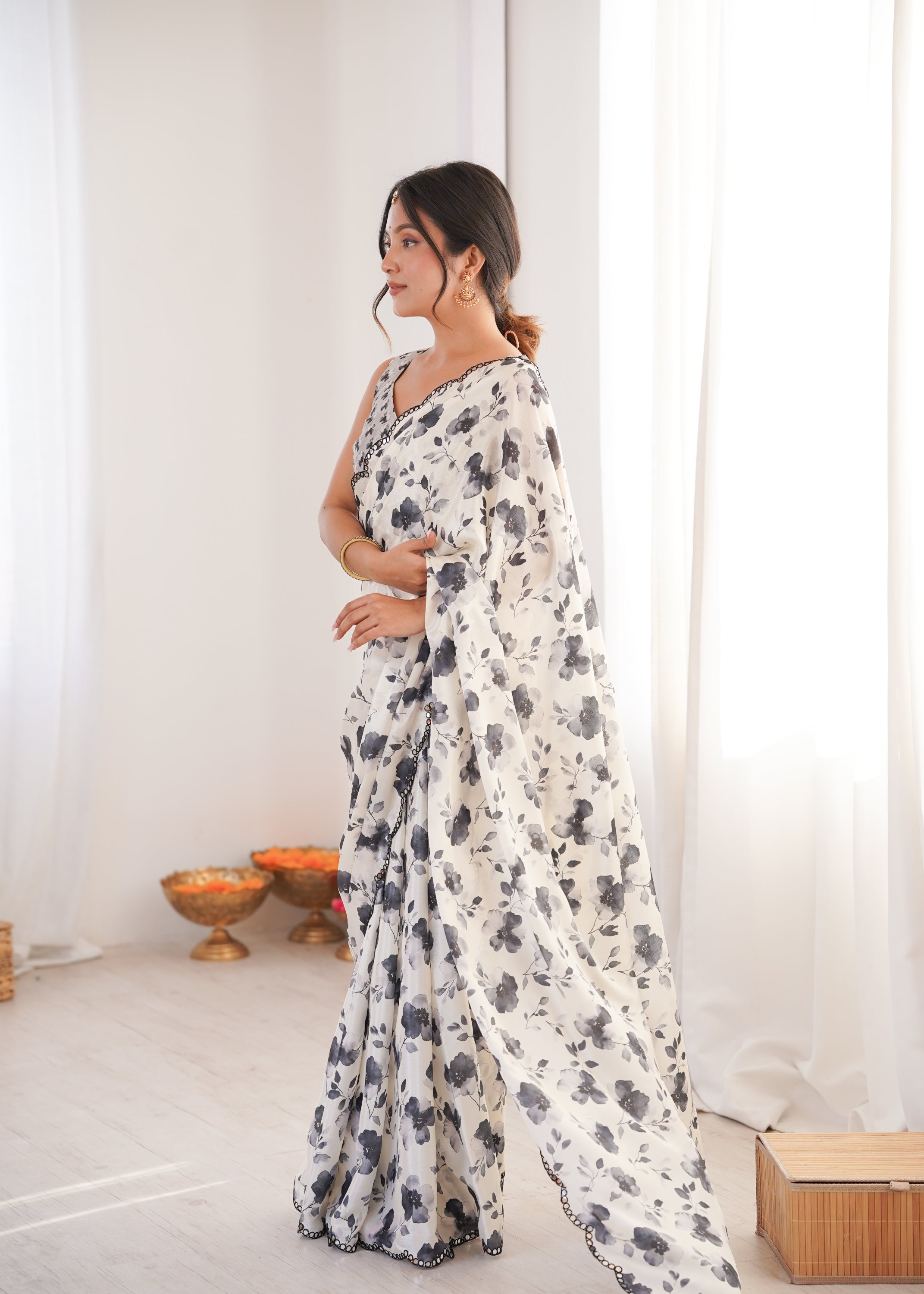 Jyoti Fashion Women's Off White Chinon Digital Printed Designer Saree with Blouse - Distacart