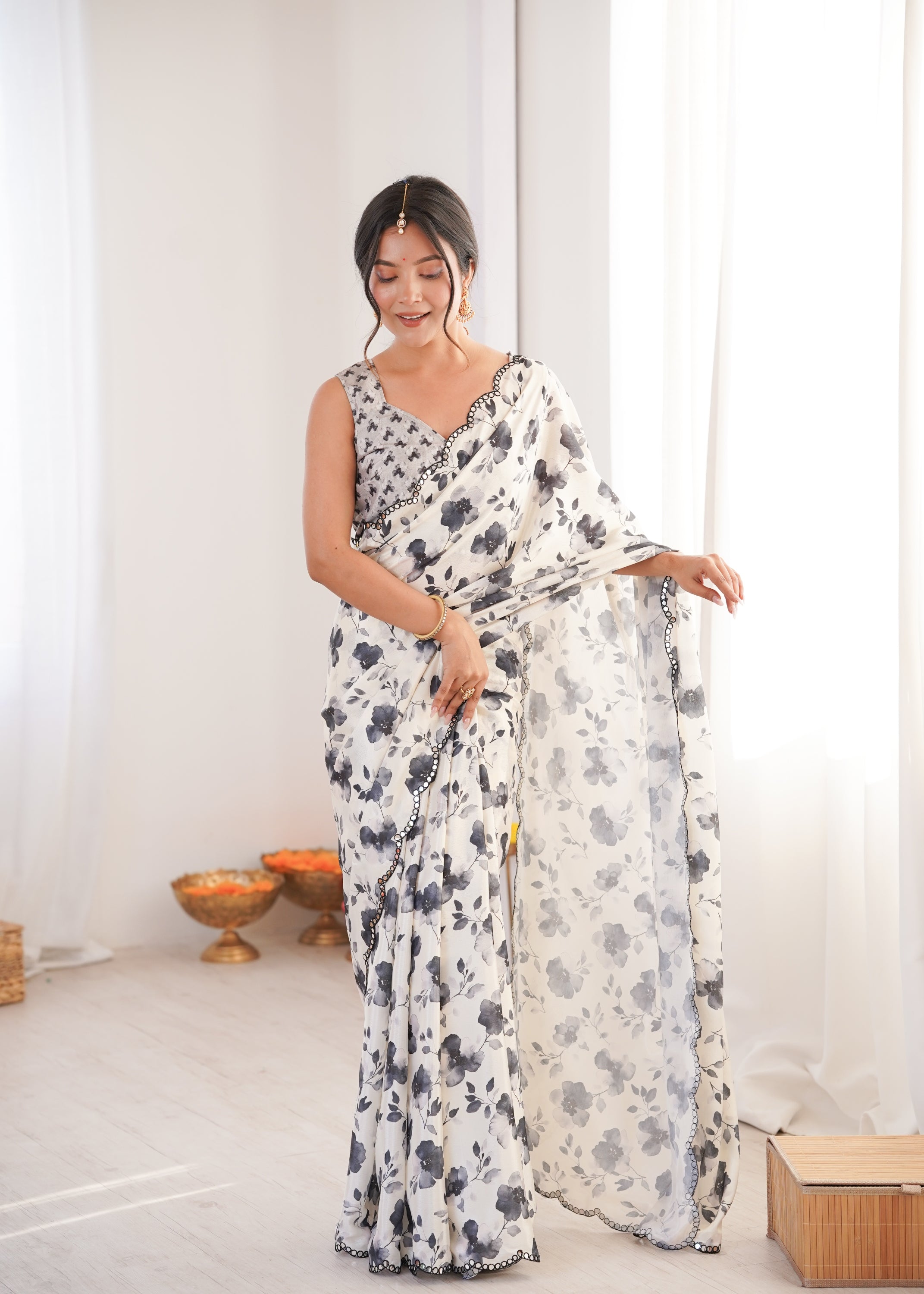 Jyoti Fashion Women's Off White Chinon Digital Printed Designer Saree with Blouse - Distacart