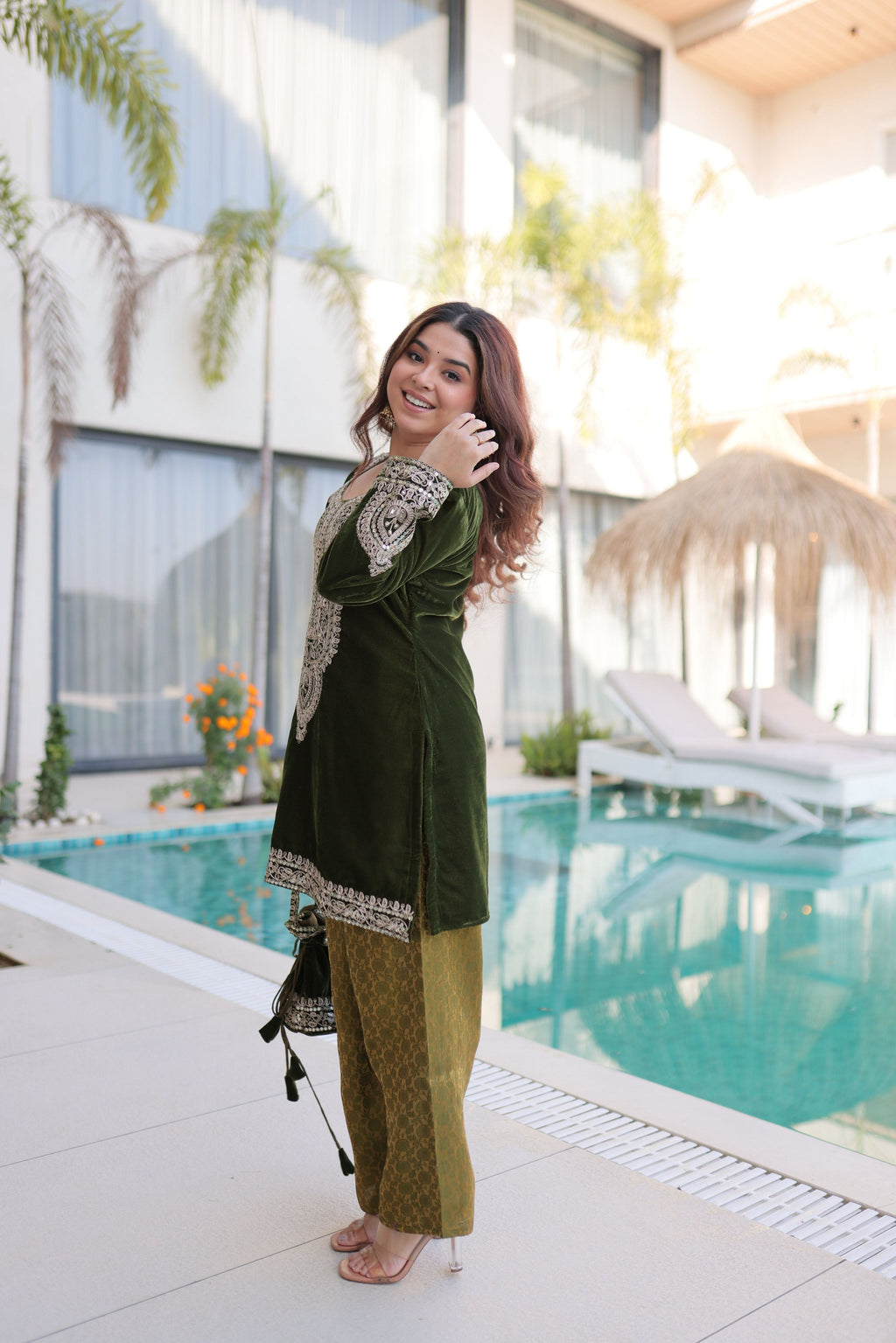 Jyoti Fashion Mehendi Velvet Embroidered Designer Kurta Set with Batwa - Distacart