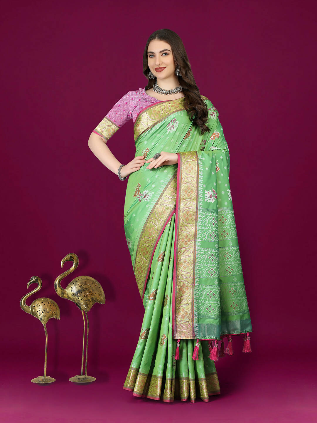 Lorenvalley Fashion Parotgreen Patola Silk Woven Design Zari Meenakari Weaving Saree