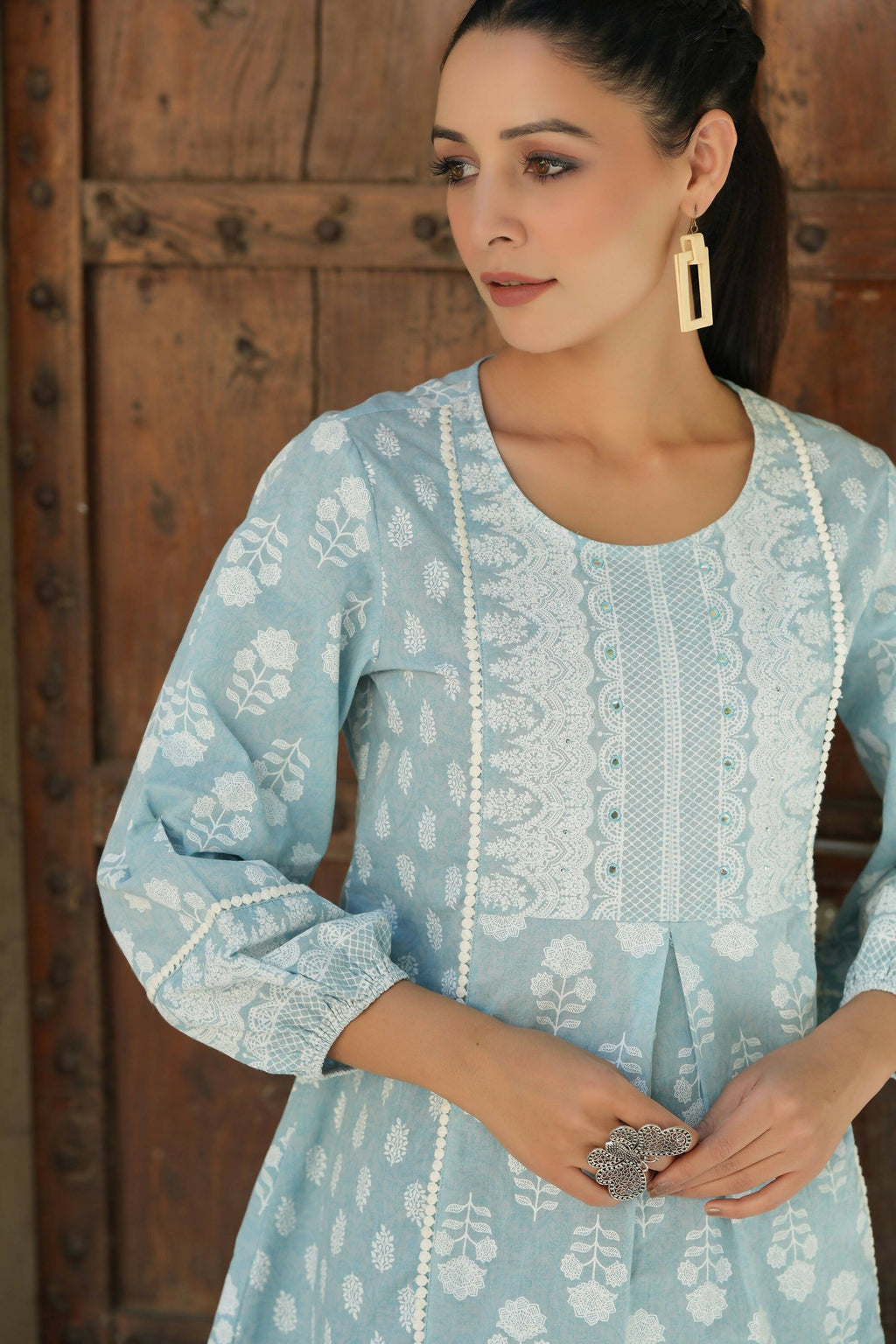 Juniper Women's Skyblue Cambric Placement Floral Printed Tunic - Distacart