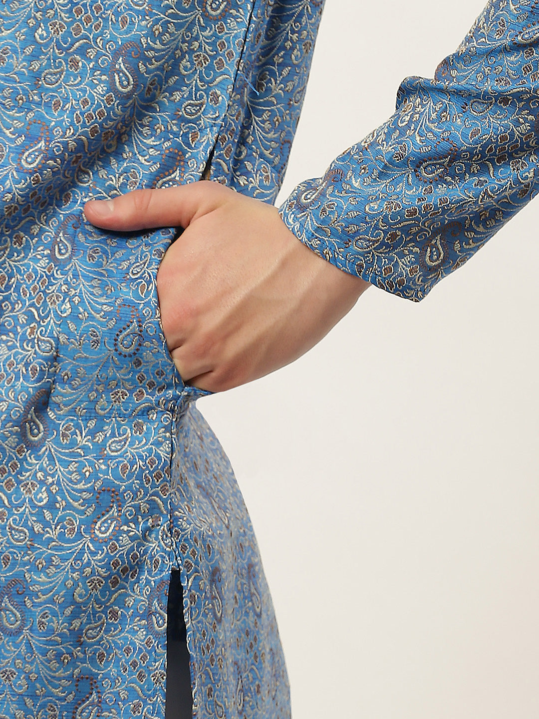 Jompers Men's Blue Printed Jacquard Kurta Payjama Sets