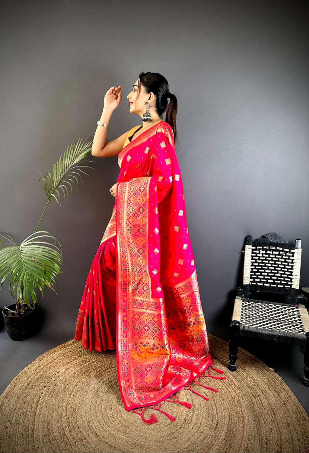 Joban Fashion Coral Pink Banarasi Lichi Silk Meenakari Weaving Saree - Distacart