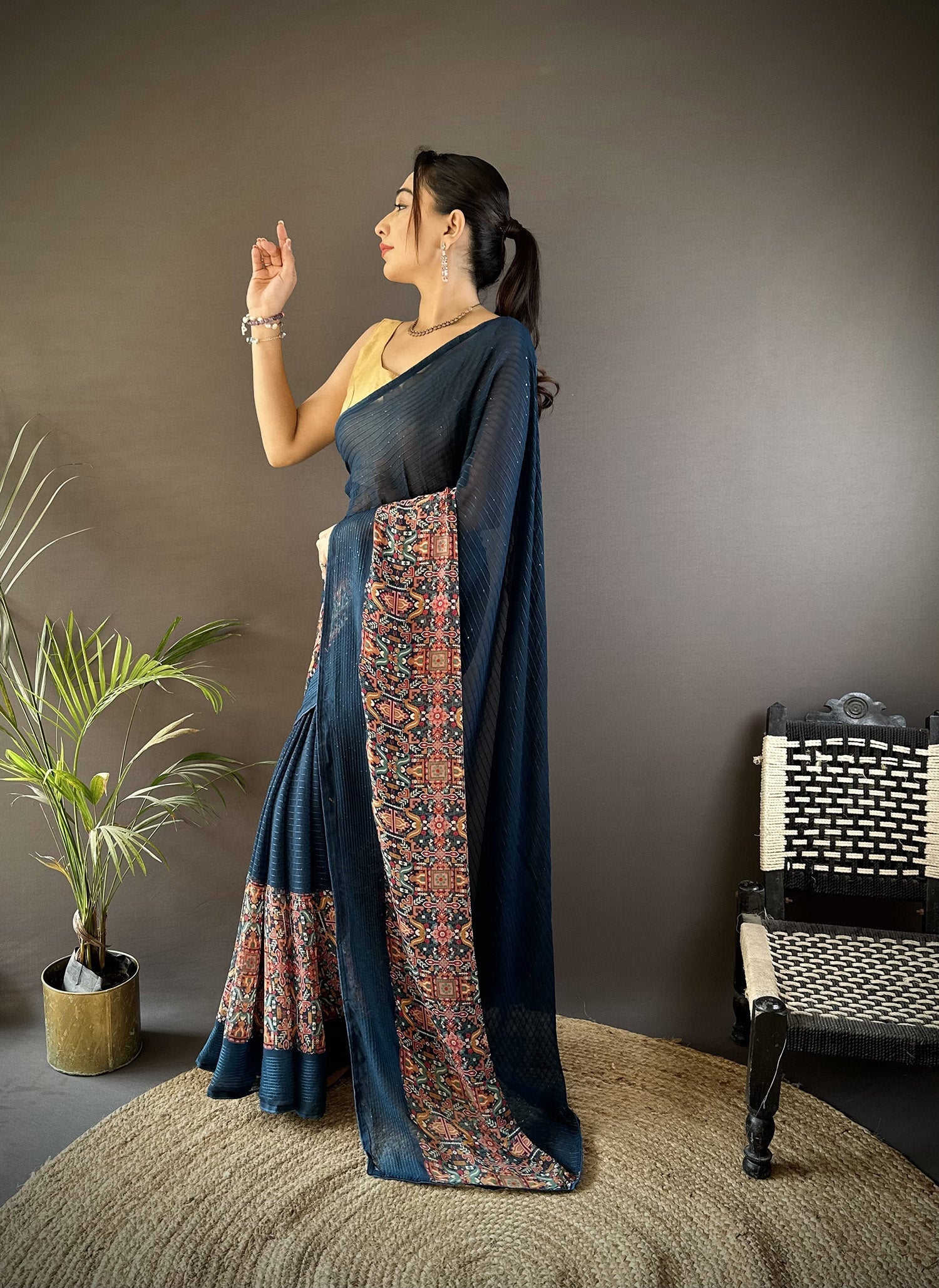 Joban Fashion Blue Georgette Attractive Foil Print Saree - Distacart