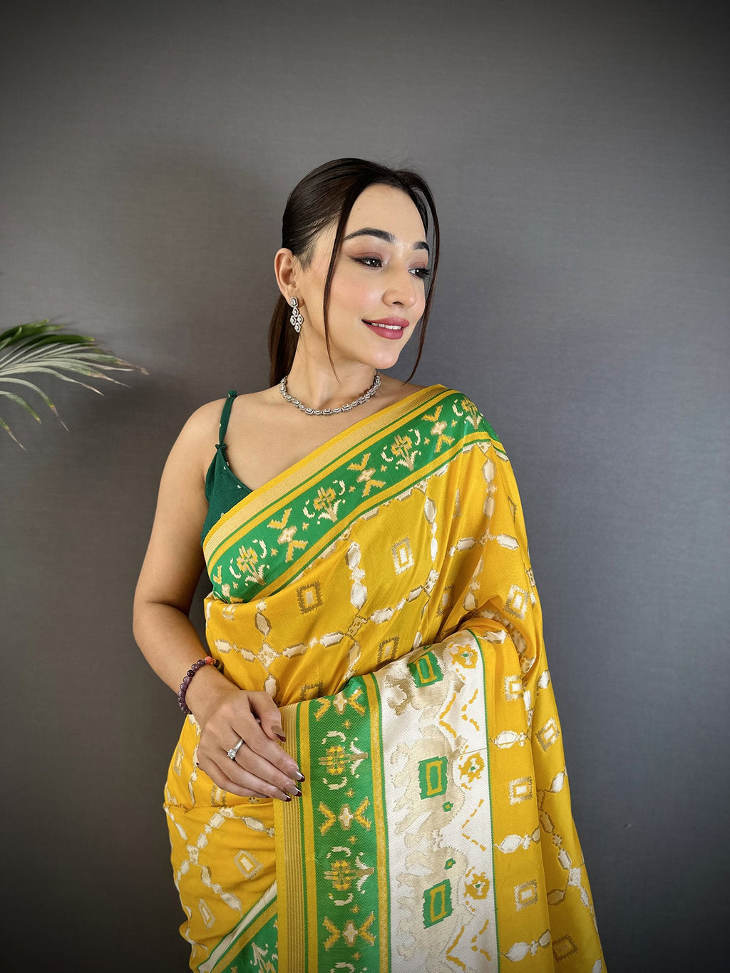 Joban Fashion Yellow Banarasi Silk Motifs Inspired By Nature Saree - Distacart