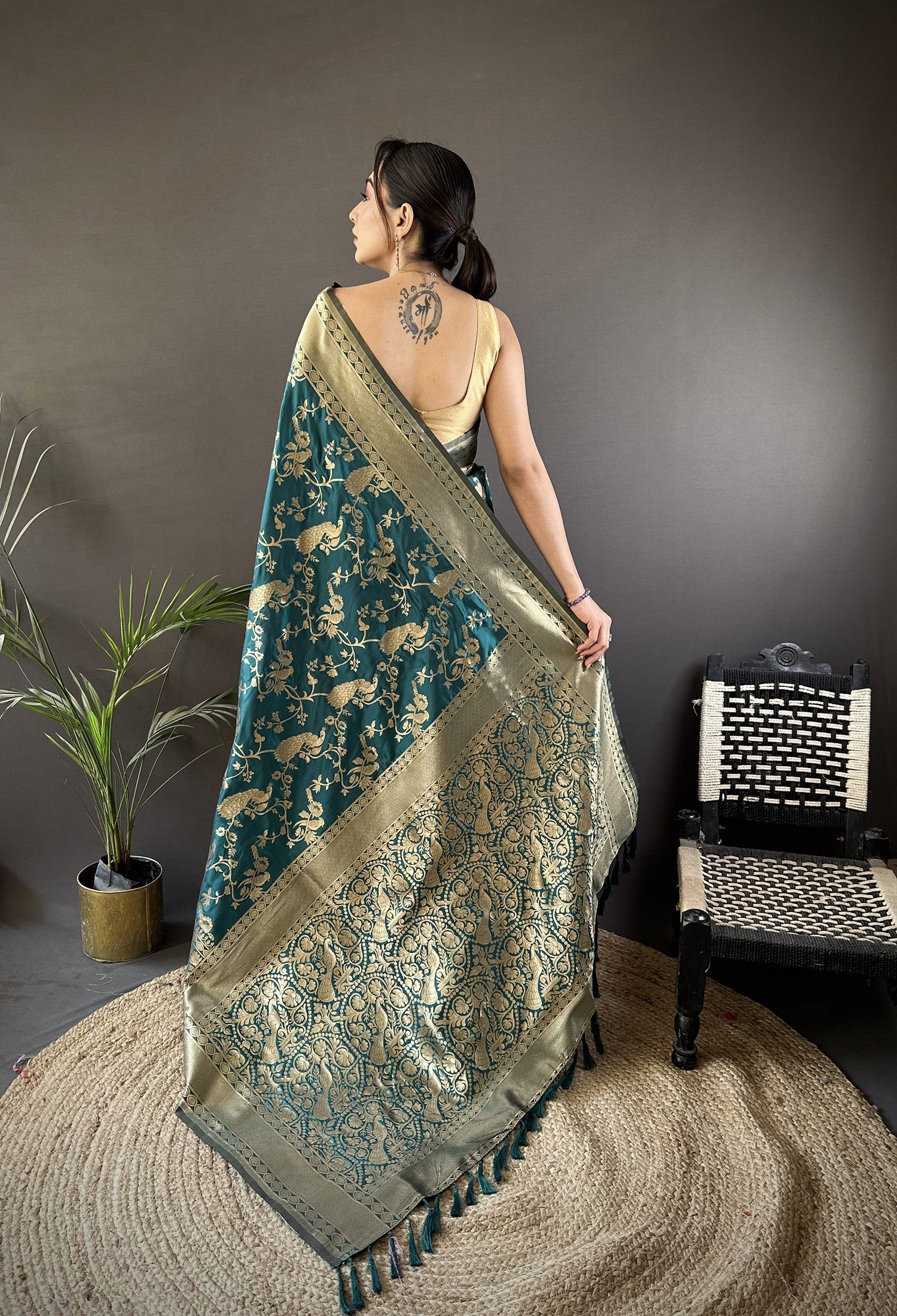 Joban Fashion Teal Blue Banarasi Soft Lichi Silk Floral and Zari Pattern Saree - Distacart