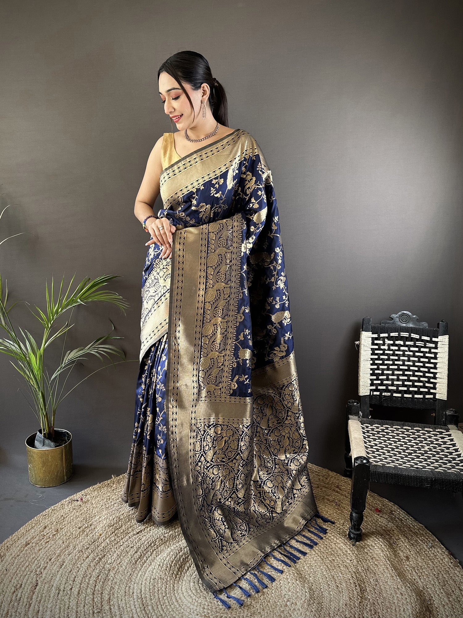 Joban Fashion Navy Blue Banarasi Soft Lichi Silk Floral and Zari Pattern Saree - Distacart