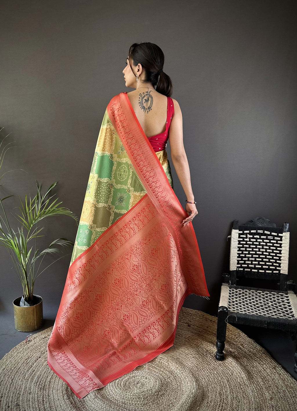 Joban Fashion Olive Green Soft Lichi Silk Rangcut Jacquard weave Saree - Distacart